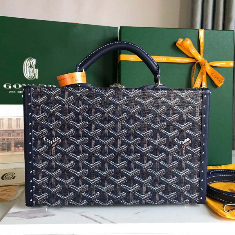 SAC COFFRE GRAND HÔTEL 24 EN TOILE GOYARDINE BLEU MARINE ET CUIR DE VEAU