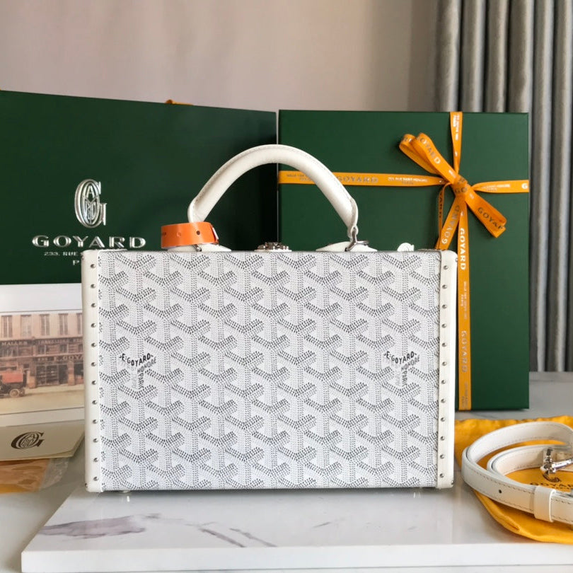 SAC COFFRE GRAND HÔTEL 24 EN TOILE GOYARDINE BLANCHE ET CUIR DE VEAU