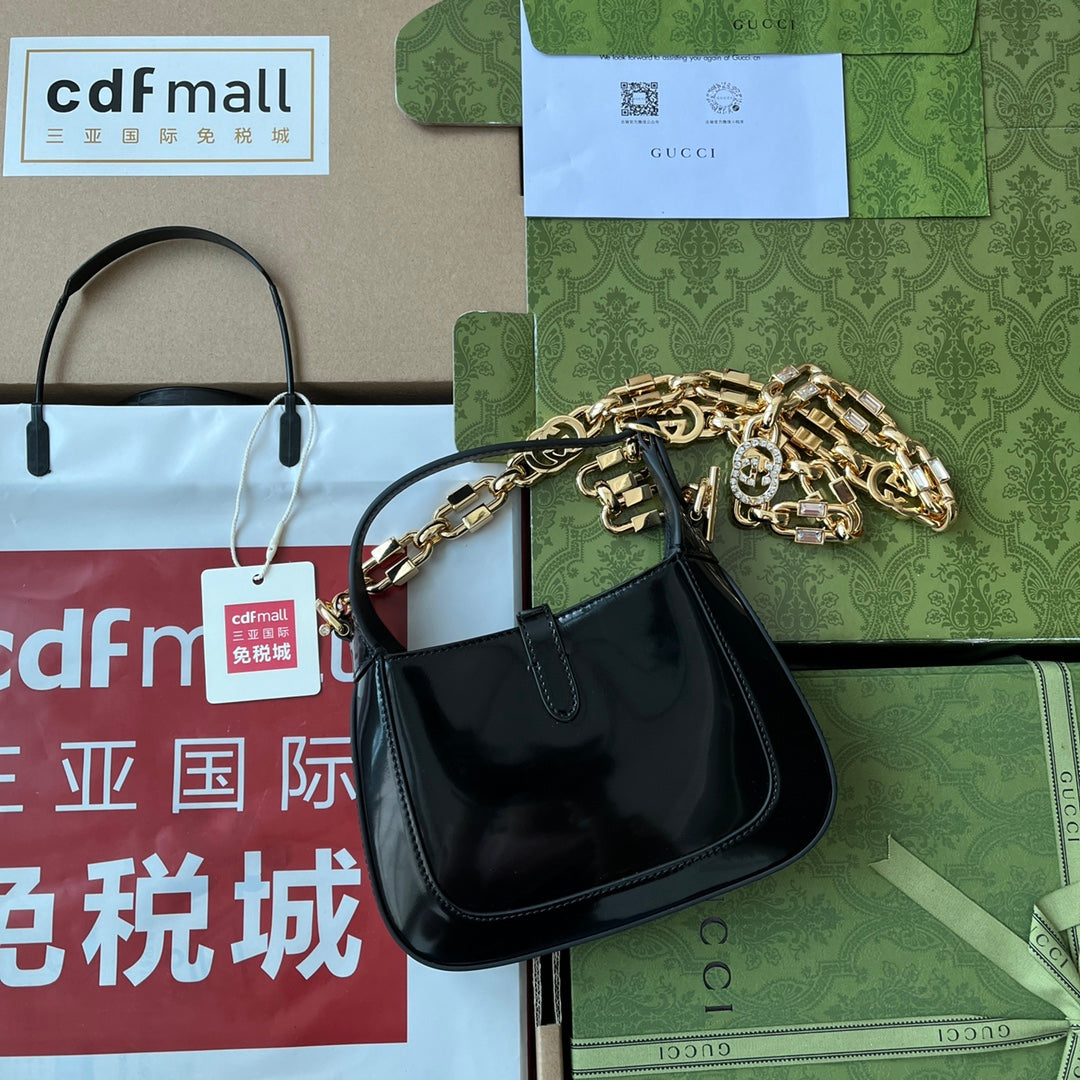 GG JACKIE MINI 19CM EN CUIR DE VEAU NOIR AVEC CHAÎNE