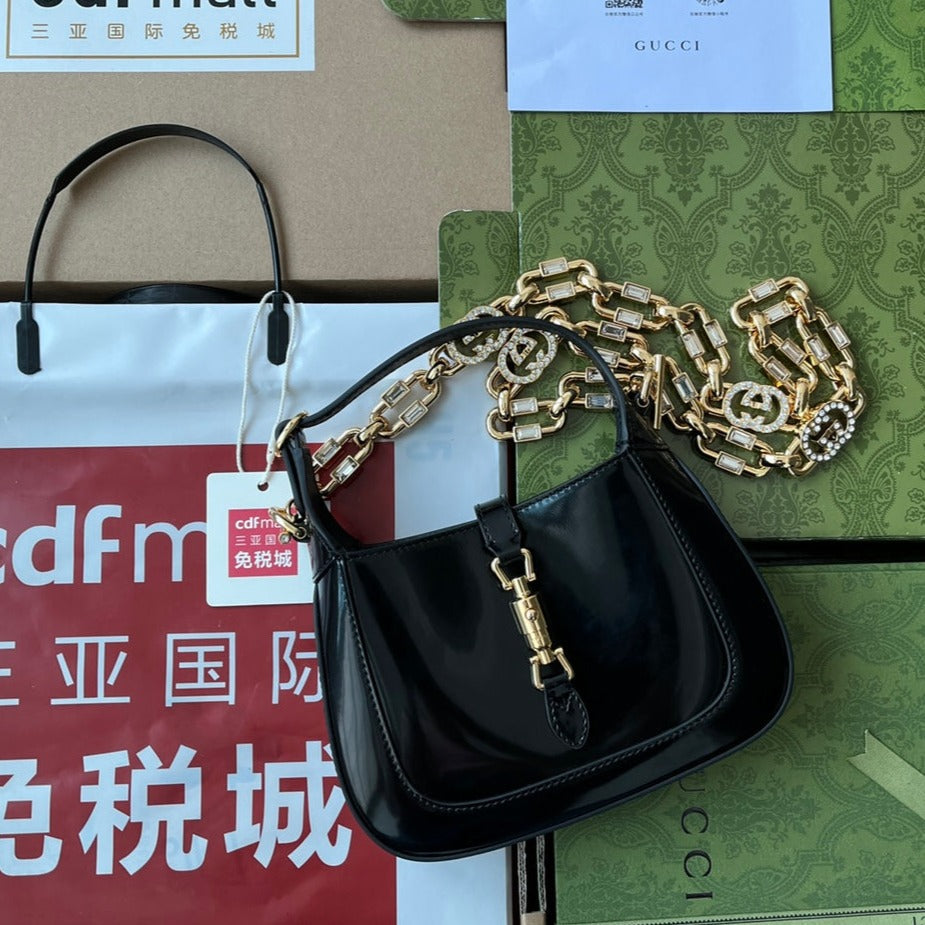 GG JACKIE MINI 19CM EN CUIR DE VEAU NOIR AVEC CHAÎNE