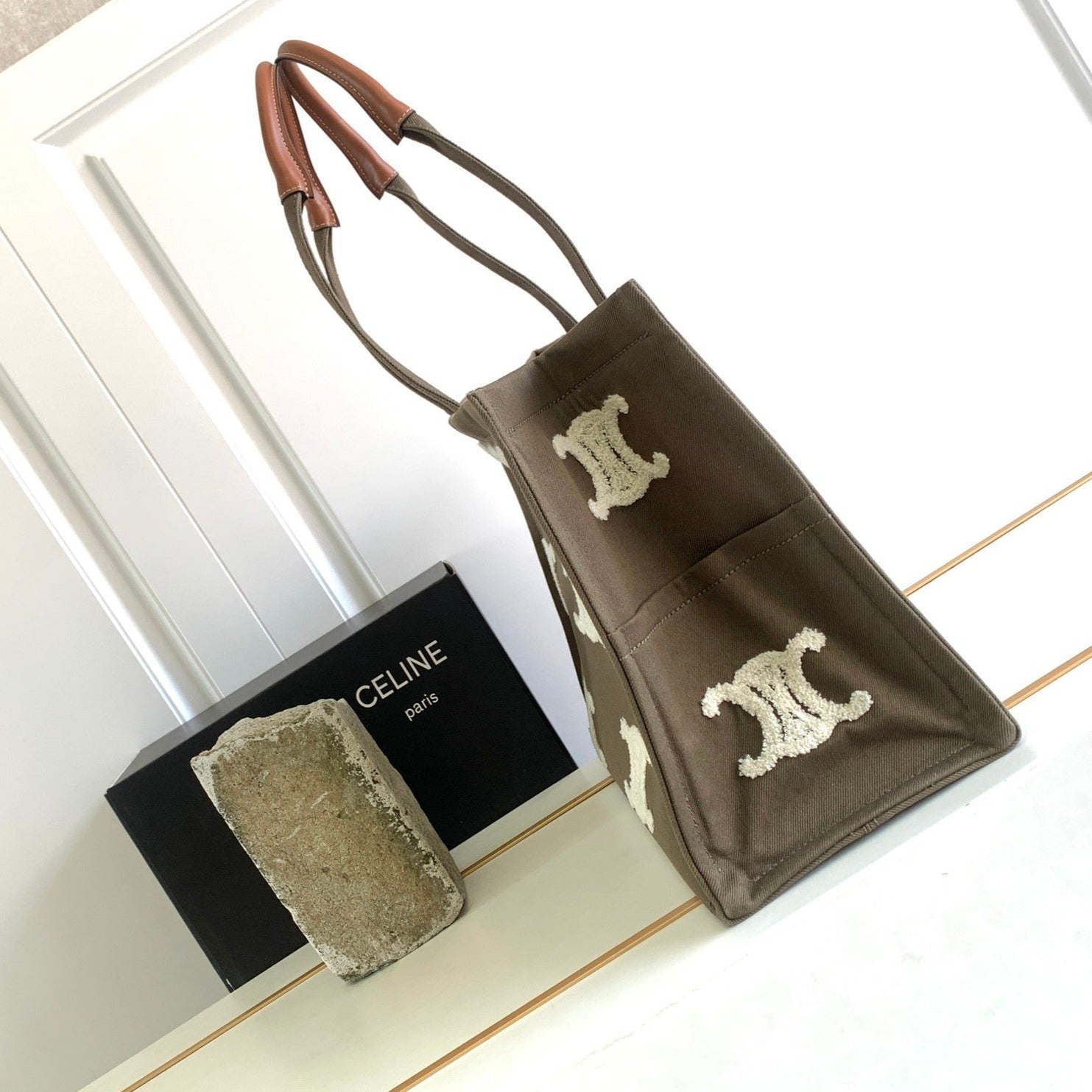 SAC CABAS EN TOILE MARRON FONCÉ 41 LOGO LETTRE