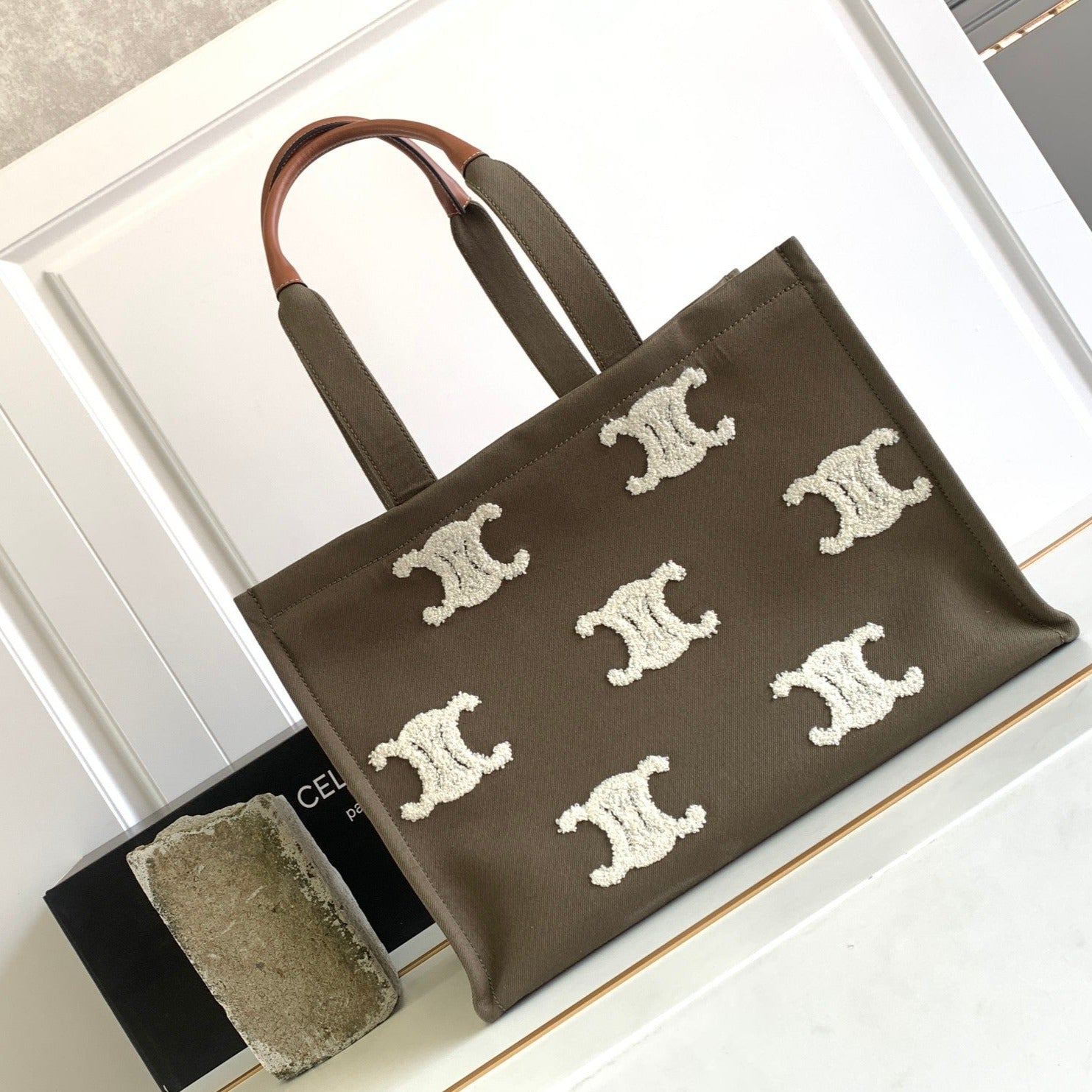 SAC CABAS EN TOILE MARRON FONCÉ 41 LOGO LETTRE