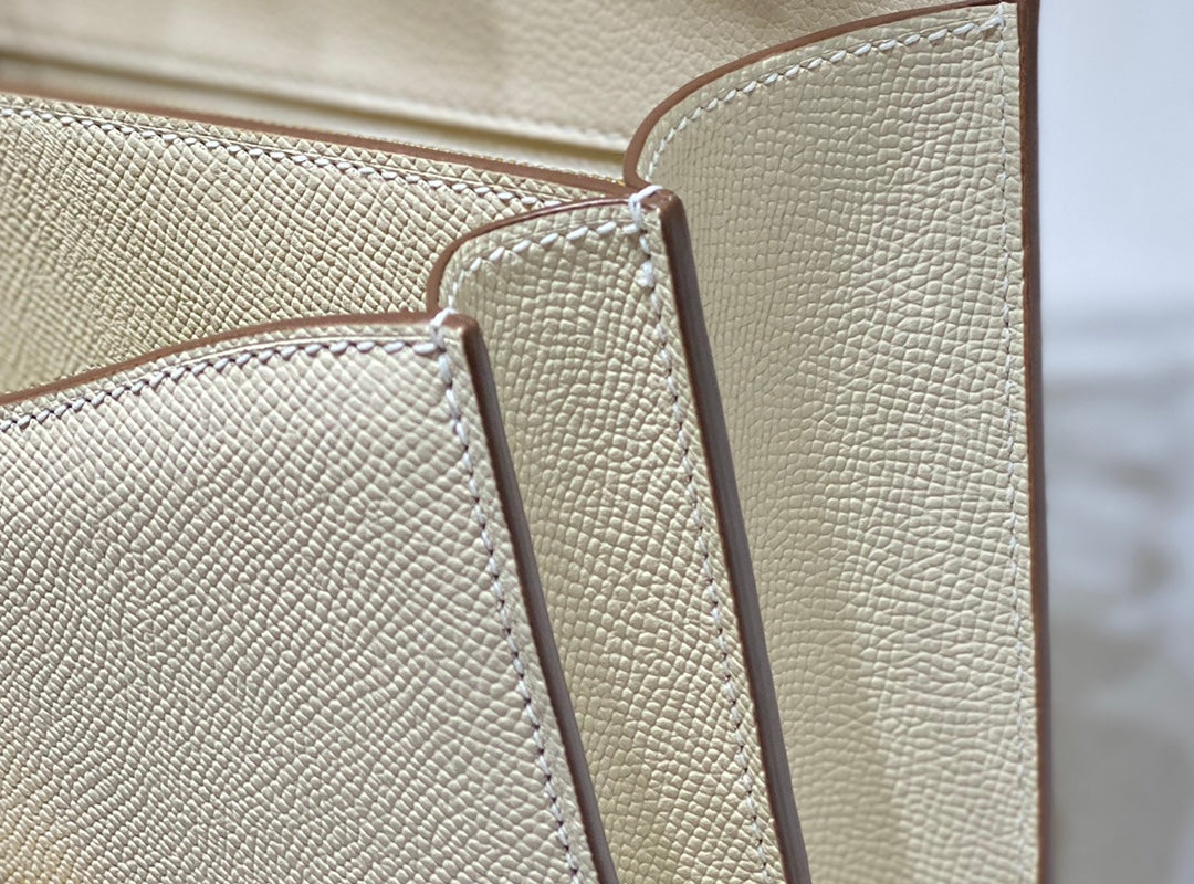 CONSTANCE 24 CUIR EPSOM BLANC QUINCAILLERIE ARGENTÉE