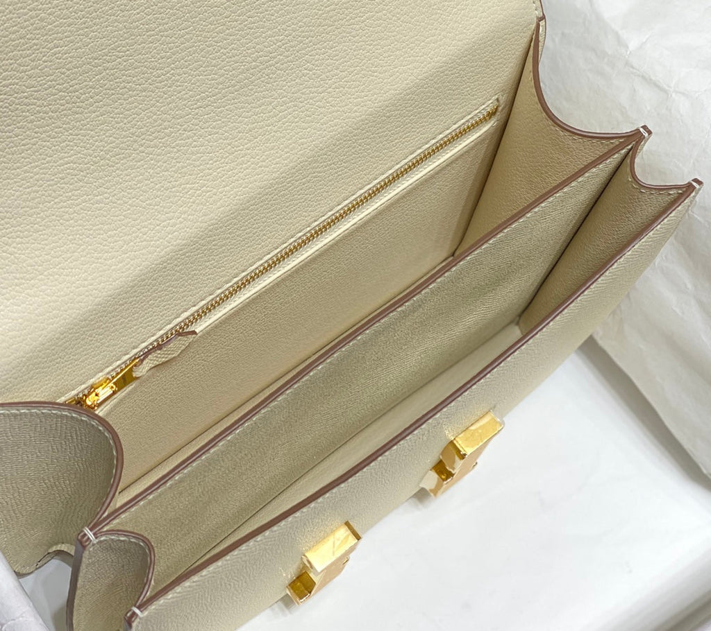 CONSTANCE 24 CUIR EPSOM BLANC QUINCAILLERIE ARGENTÉE