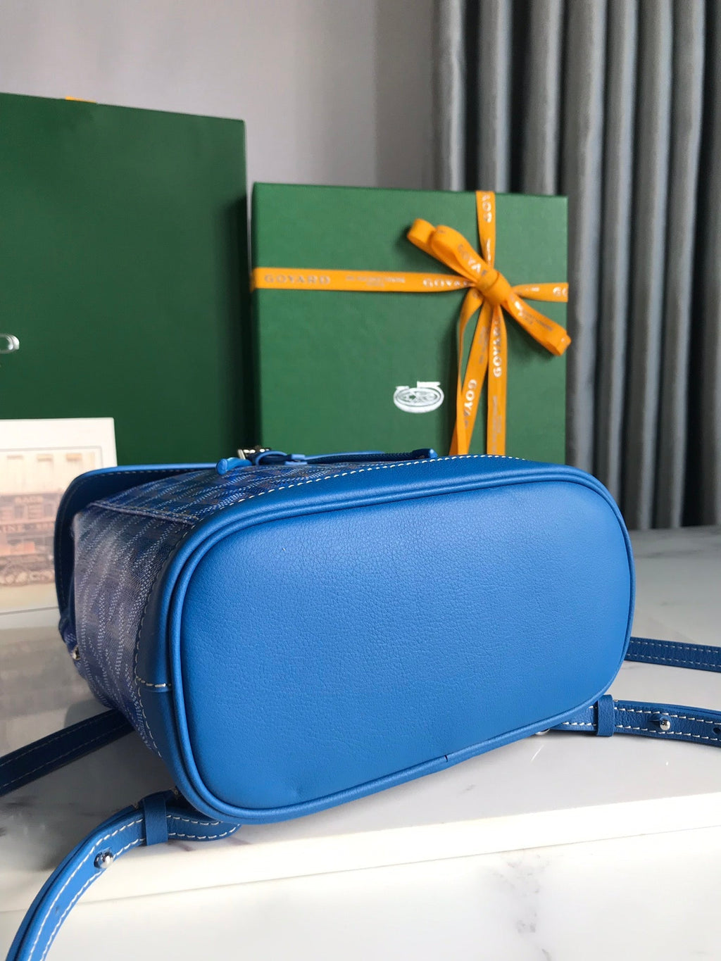 MINI SAC À DOS ALPIN 21 EN CUIR D'AGNEAU BLEU SAPHIR ET TOILE GOYARDINE