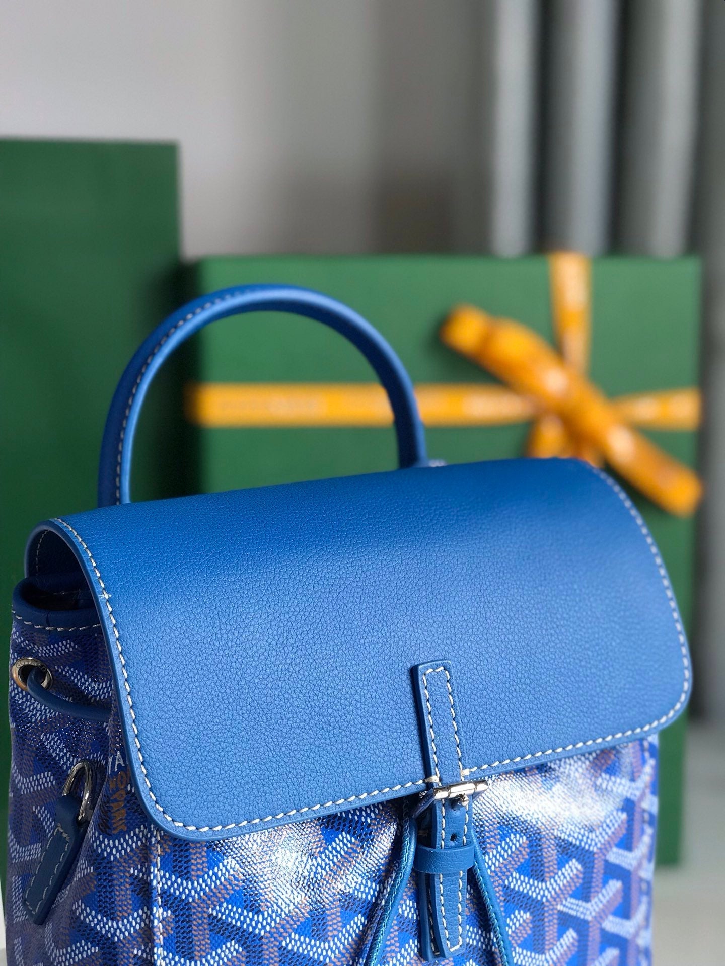 MINI SAC À DOS ALPIN 21 EN CUIR D'AGNEAU BLEU SAPHIR ET TOILE GOYARDINE