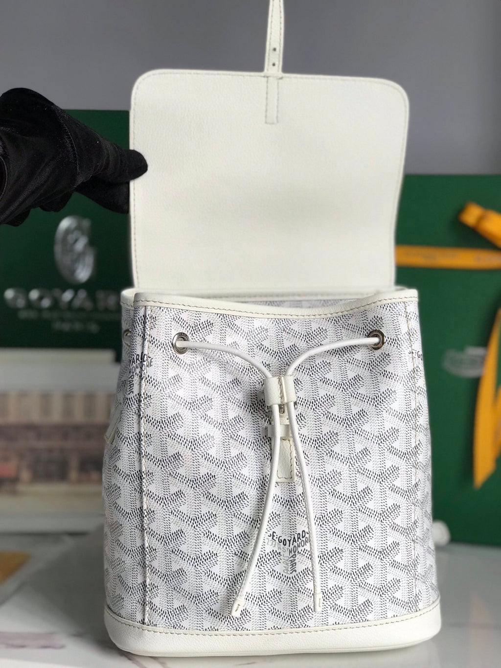 SAC À DOS ALPIN MINI 21 EN CUIR D'AGNEAU BLANC ET TOILE GOYARDINE