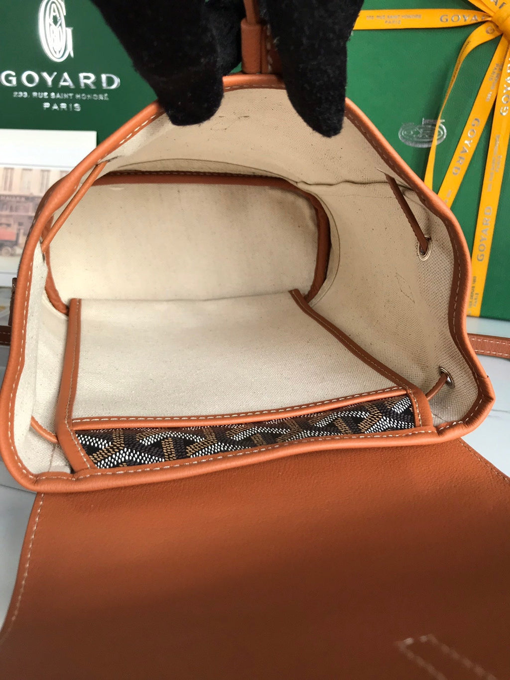 MINI SAC À DOS ALPIN 21 EN CUIR D'AGNEAU TAN ET TOILE GOYARDINE NOIRE