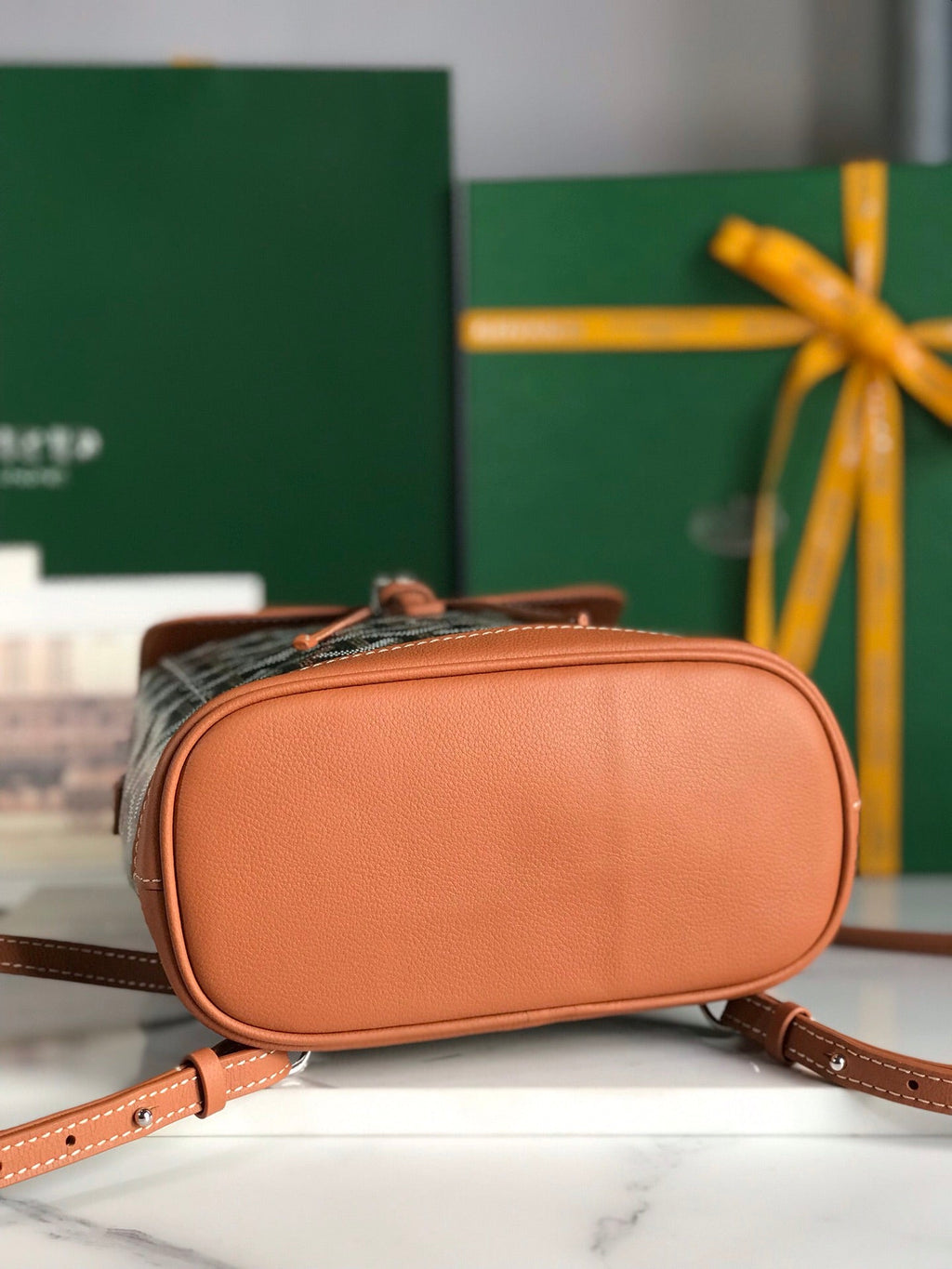 MINI SAC À DOS ALPIN 21 EN CUIR D'AGNEAU TAN ET TOILE GOYARDINE NOIRE