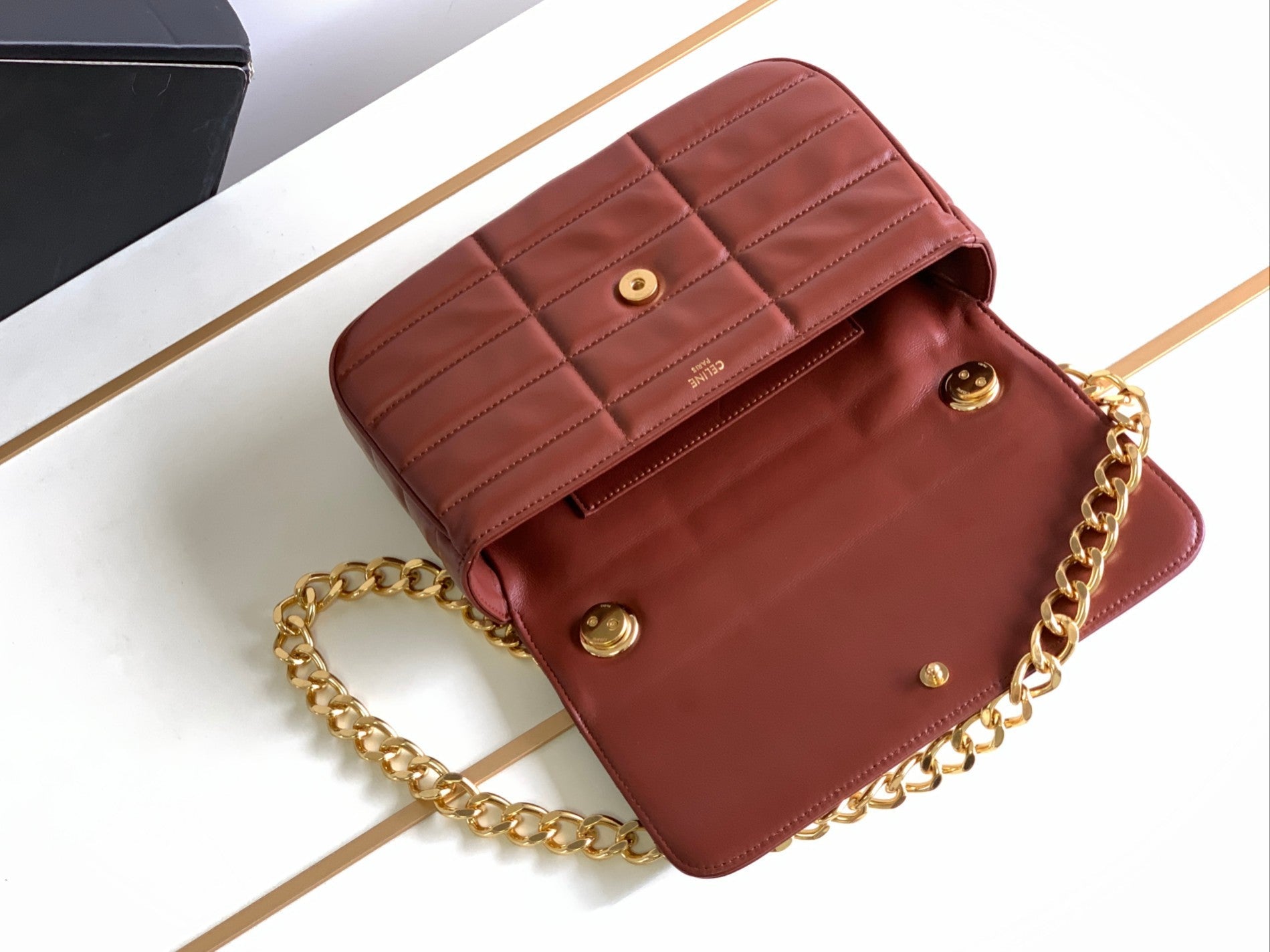 CADRE TRIOMPHE 24 CUIR DE VEAU ROUGE BRIQUE