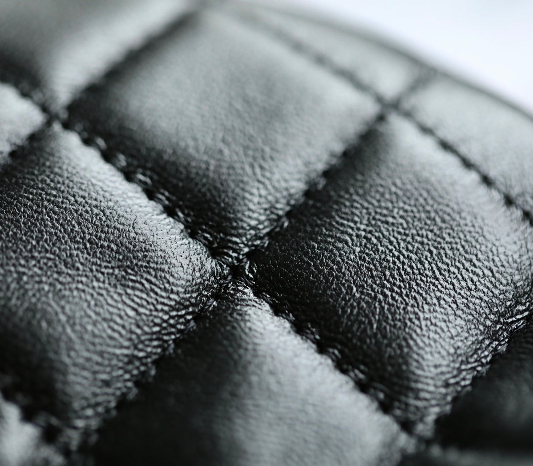 CC 23C BLACK MINI POUCH