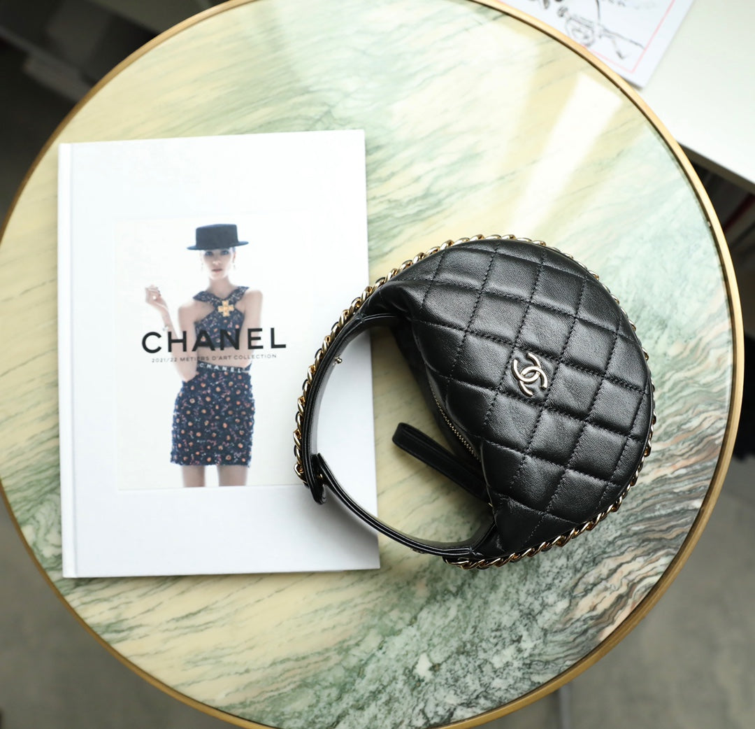 CC 23C BLACK MINI POUCH