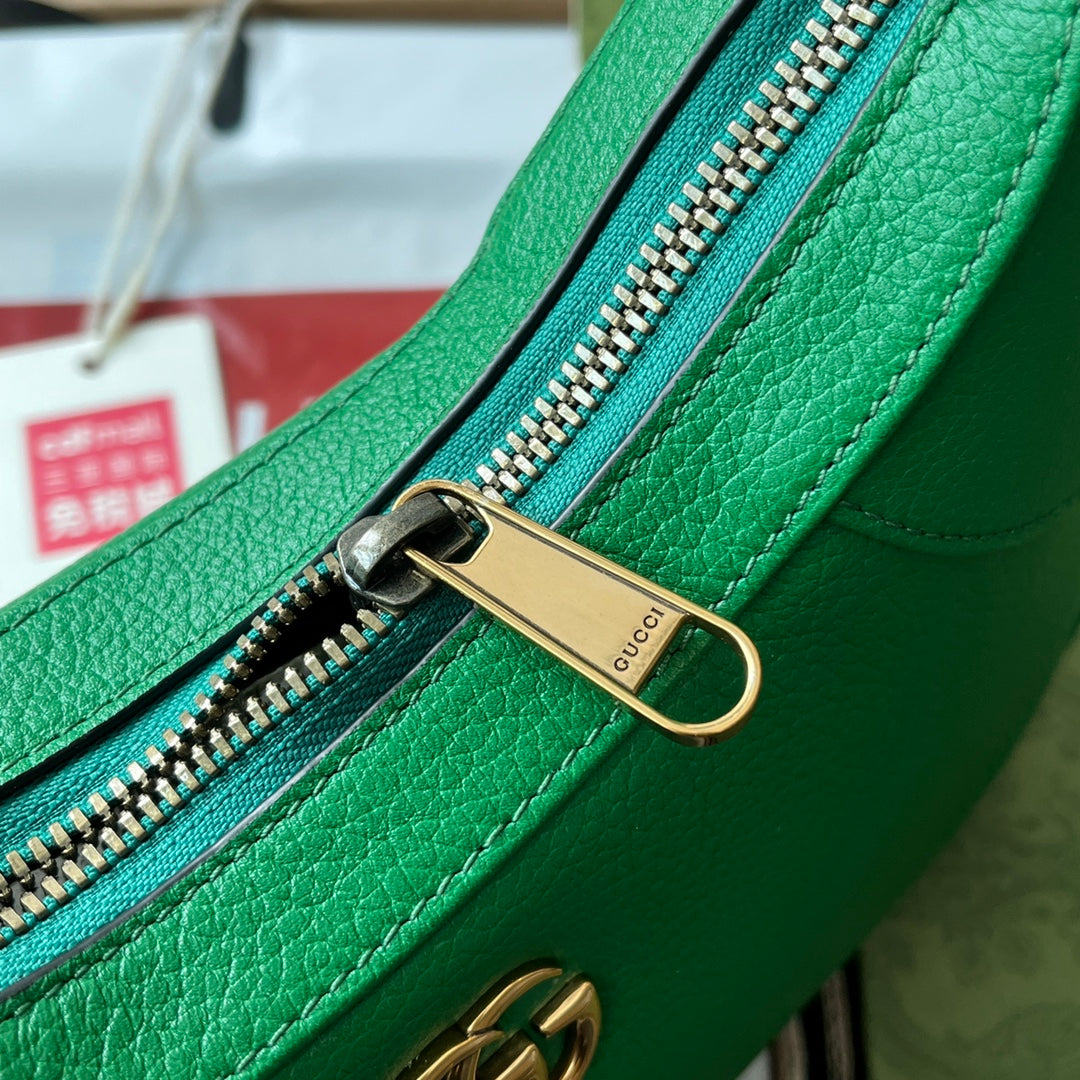 SAC À BANDOULIÈRE 25 EN CUIR DE VEAU VERT QUINCAILLERIE DORÉ