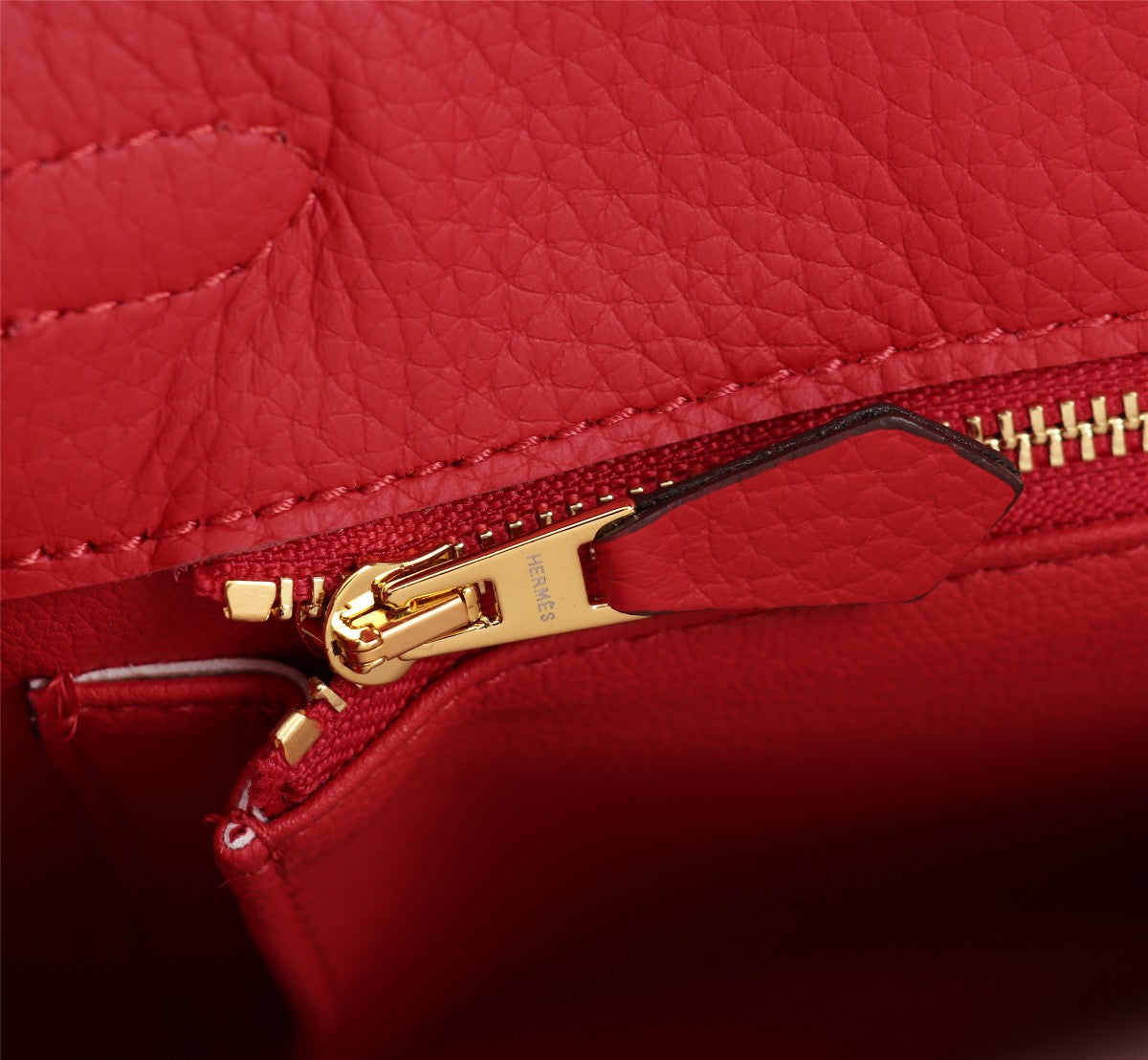 SAC HM KELLY 25 ROUGE TOGO QUINCAILLERIE OR