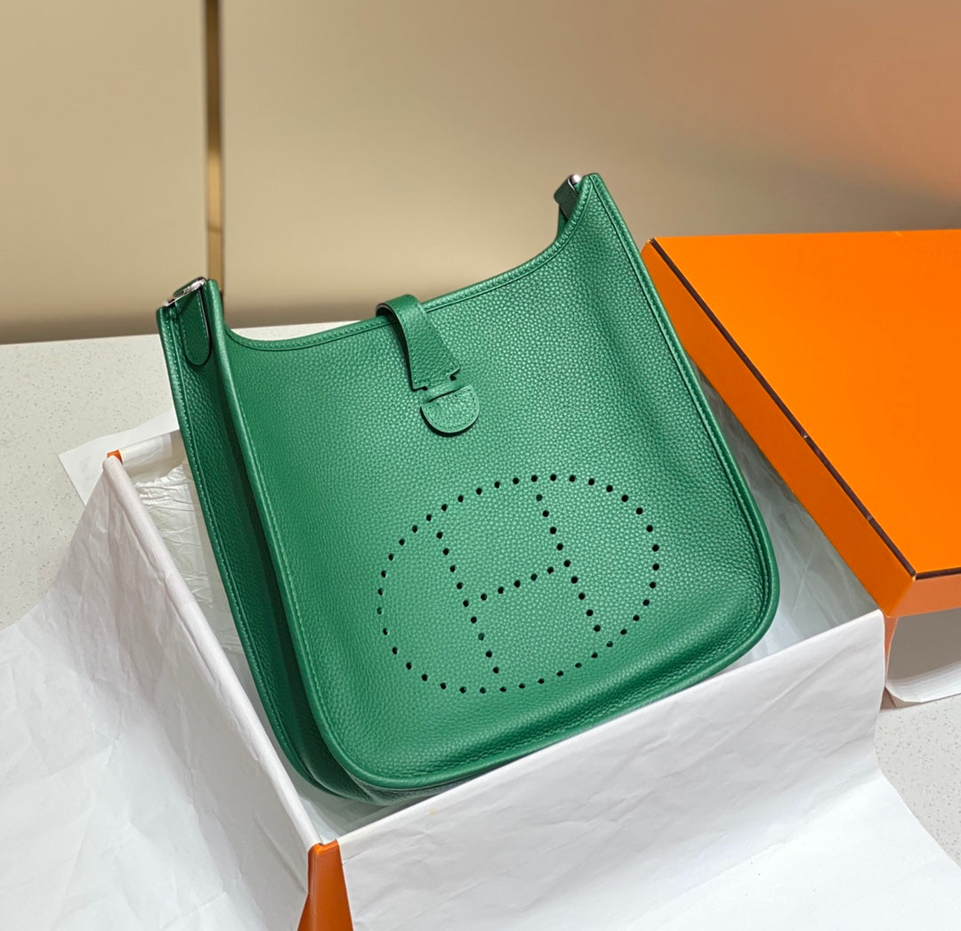 EVELYNE 29CM VERT FONCÉ TOGO SHW
