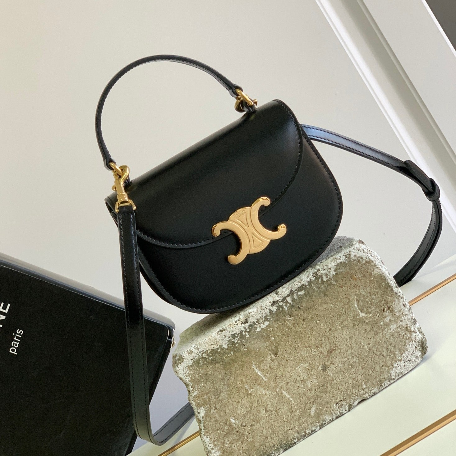 BESACE CHAÎNE ADOLESCENT TRIOMPHE 15,5 CM CUIR DE VEAU NOIR
