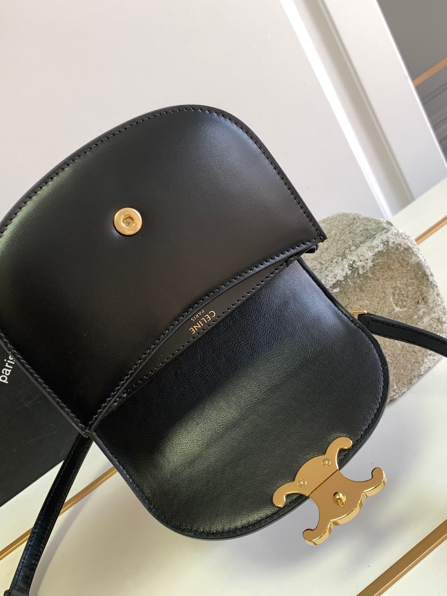BESACE CHAÎNE ADOLESCENT TRIOMPHE 15,5 CM CUIR DE VEAU NOIR
