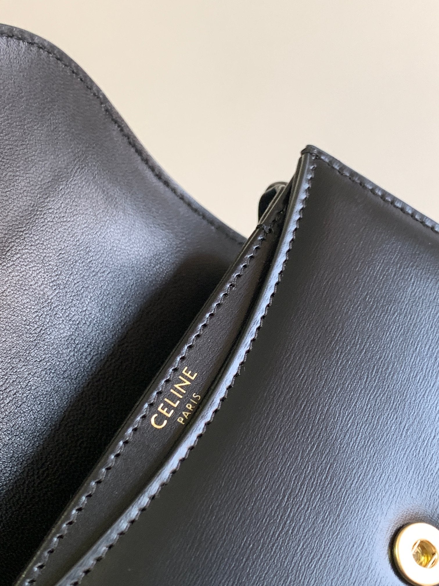 BESACE CHAÎNE ADOLESCENT TRIOMPHE 15,5 CM CUIR DE VEAU NOIR