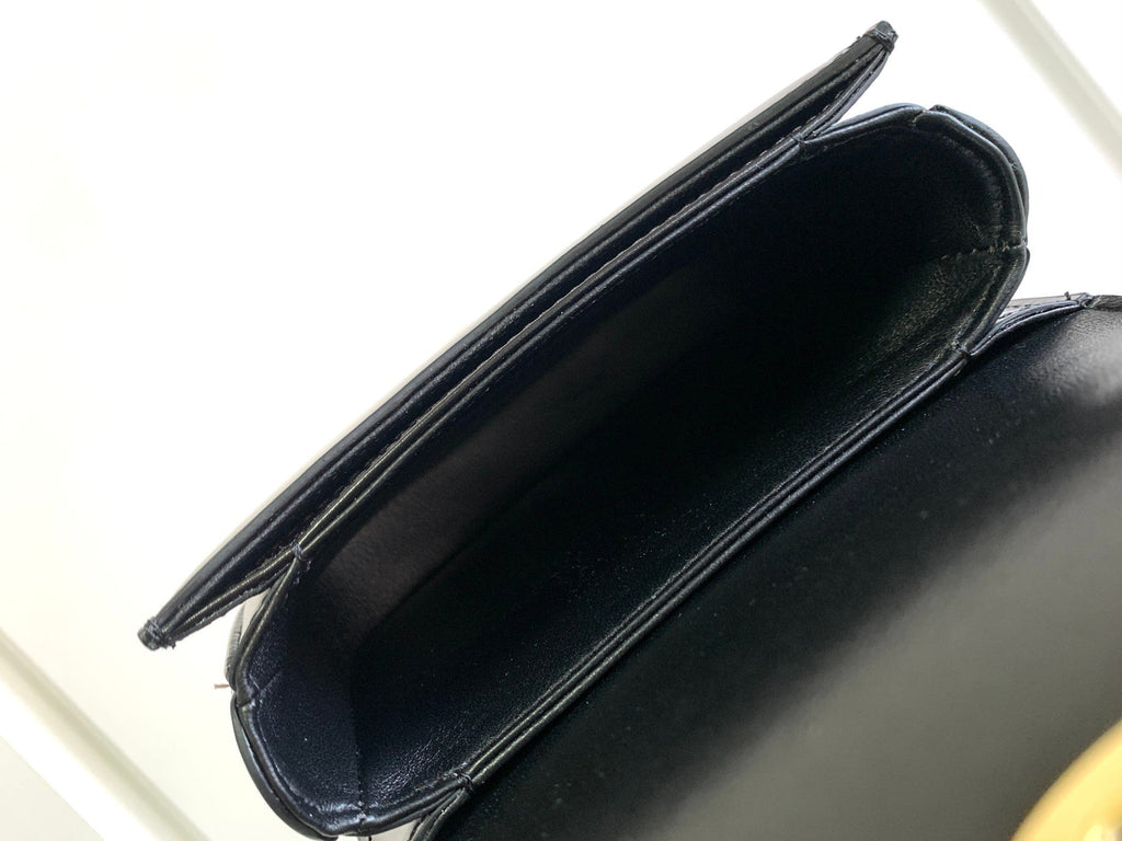 BESACE CHAÎNE ADOLESCENT TRIOMPHE 15,5 CM CUIR DE VEAU NOIR