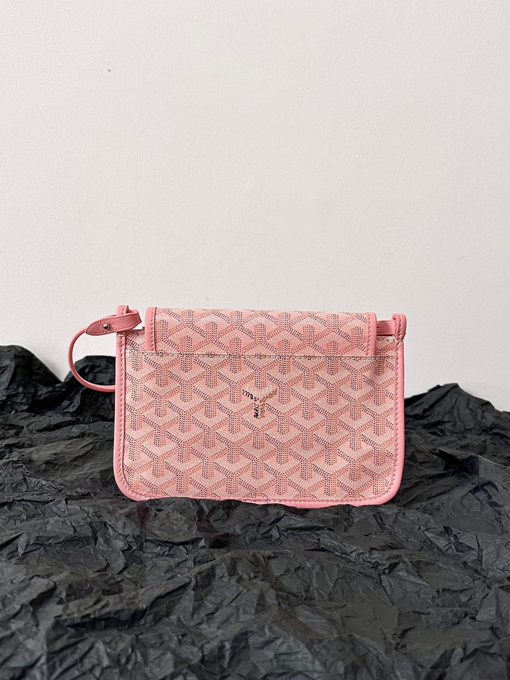 PORTEFEUILLE PLUMET POCKET 20 EN TOILE GOYARDINE ROSE ET GARNITURE AGNEAU