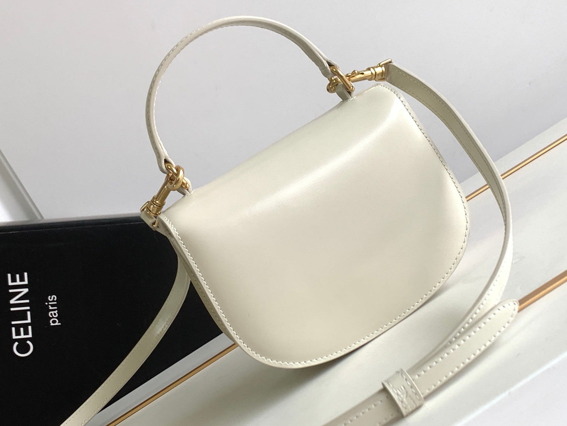 BESACE CHAÎNE ADOLESCENT TRIOMPHE 15,5 CM CUIR DE VEAU BLANC