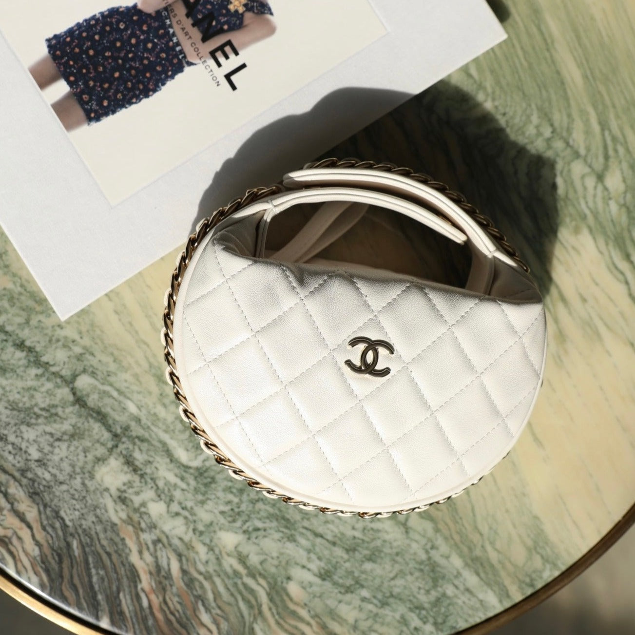 CC 23C WHITE MINI POUCH