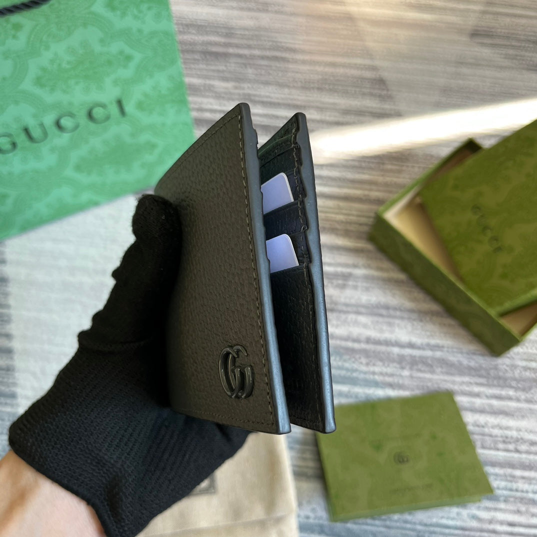 Portefeuille à deux volets GG Marmont 11 en cuir de veau gris Penthouse