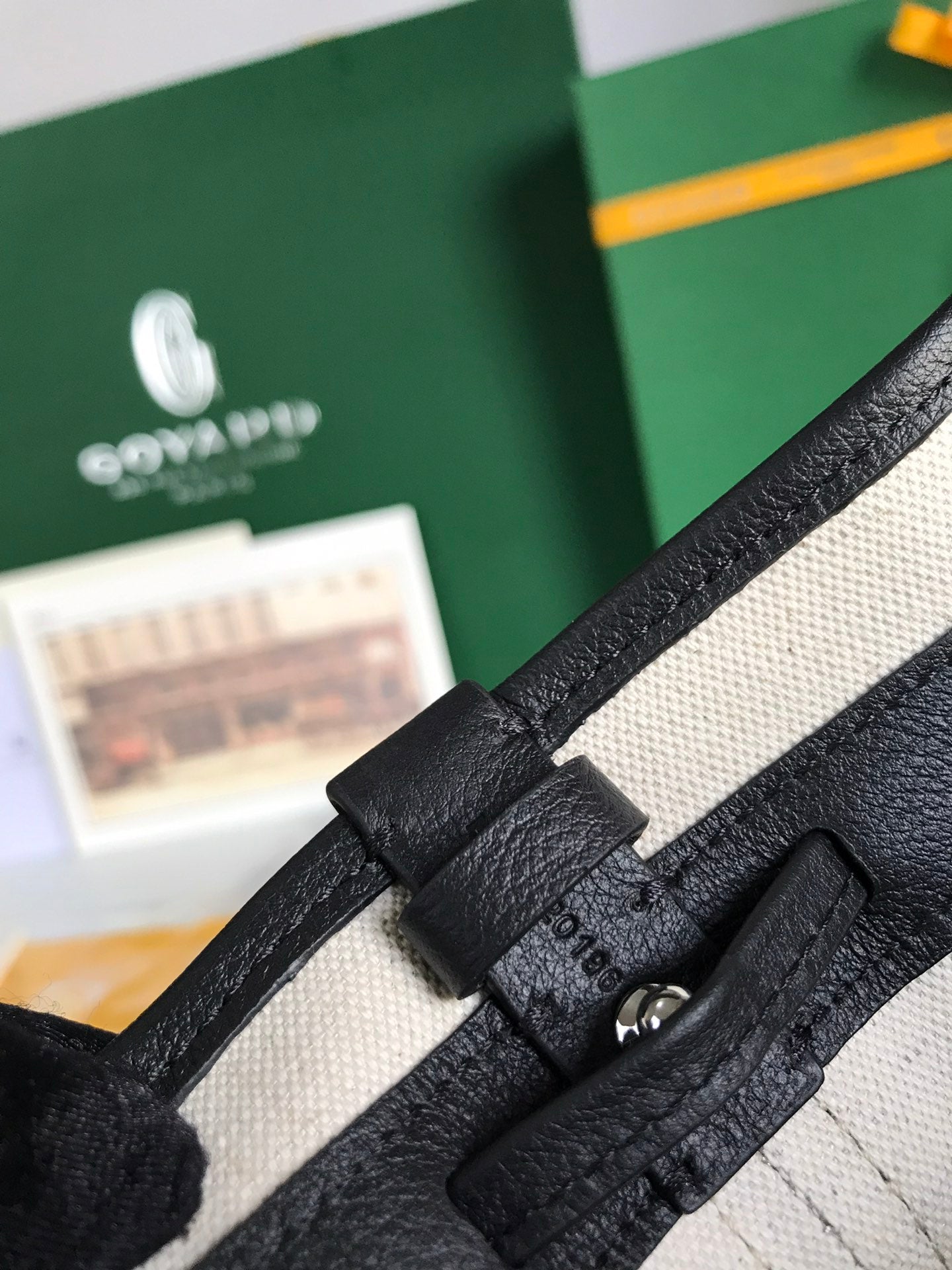 SAC SEAU PETIT FLOT 22 EN TOILE GOYARDINE NOIRE ET BORDURE EN CUIR D'AGNEAU