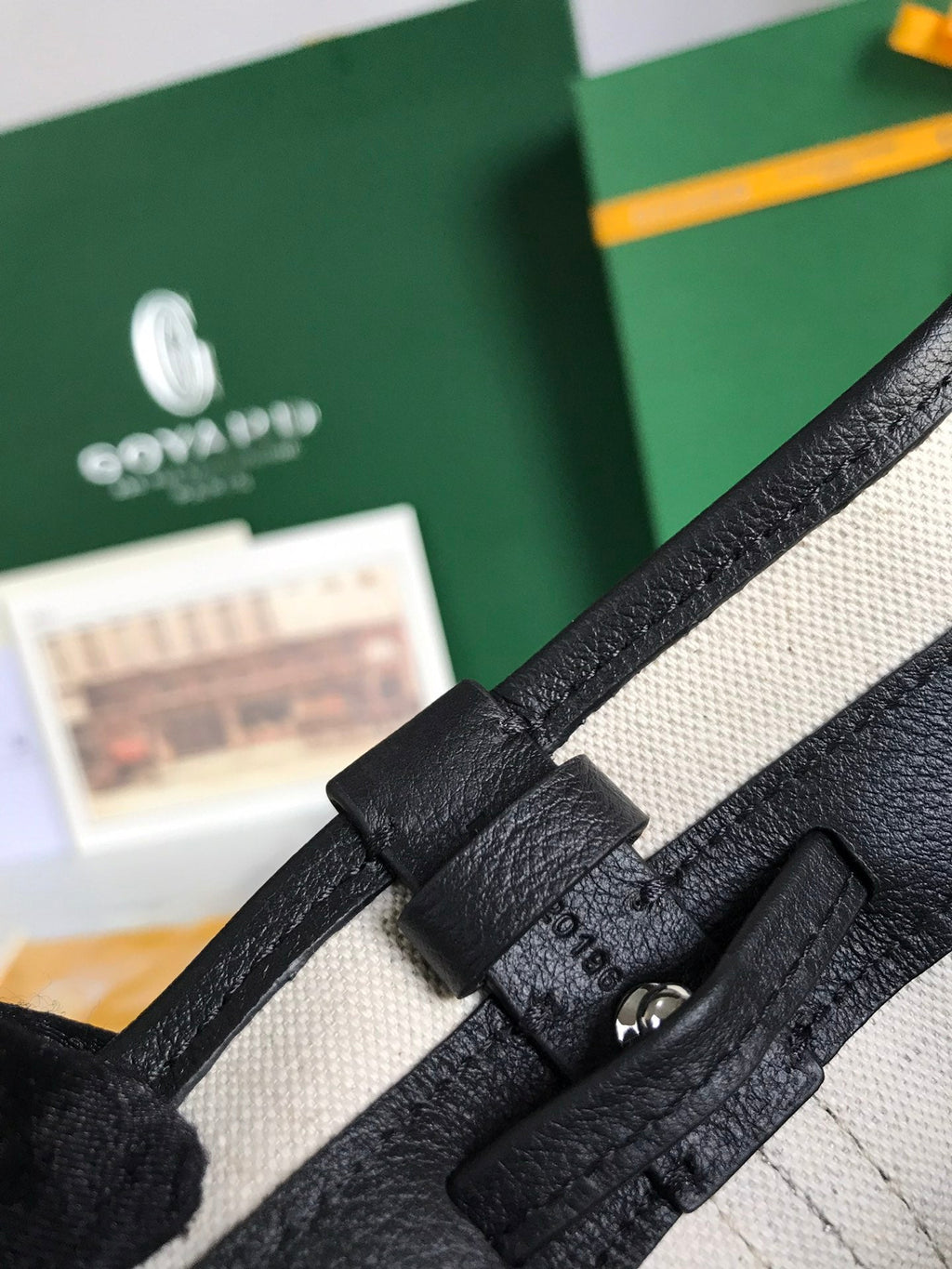 SAC SEAU PETIT FLOT 22 EN TOILE GOYARDINE NOIRE ET BORDURE EN CUIR D'AGNEAU