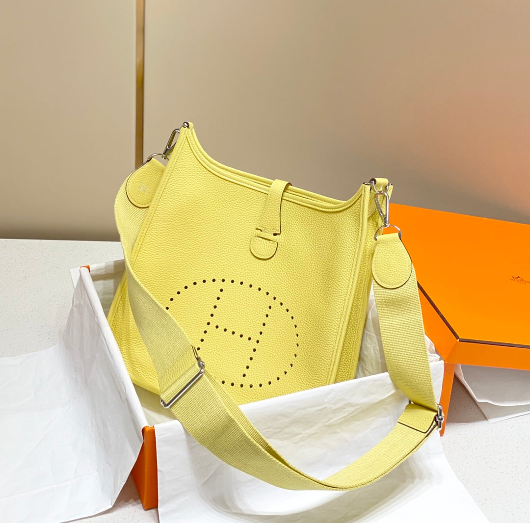 EVELYNE 29CM JAUNE TOGO SHW