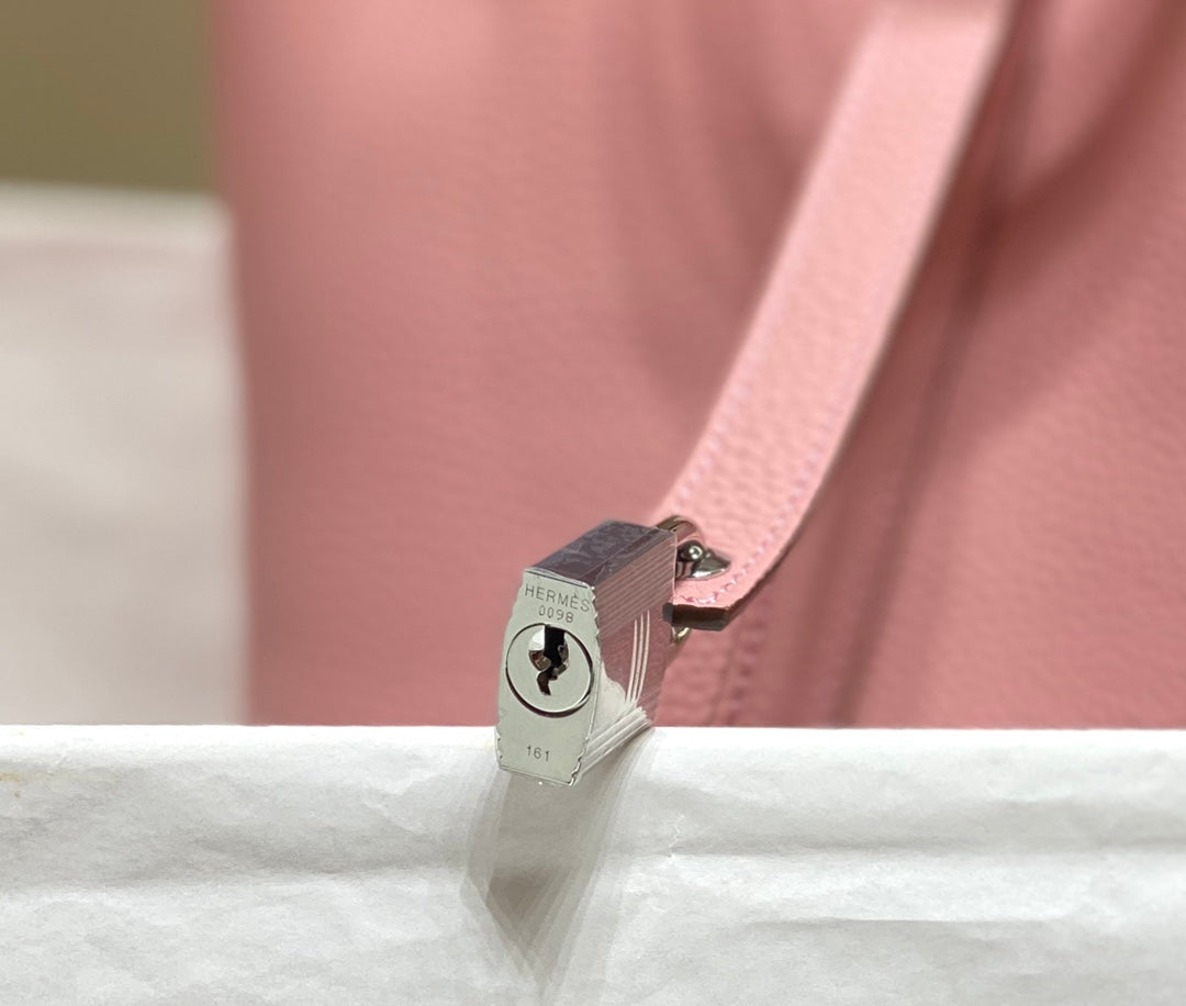 HM PICOTIN LOCK 18 CUIR TOGO ROSE