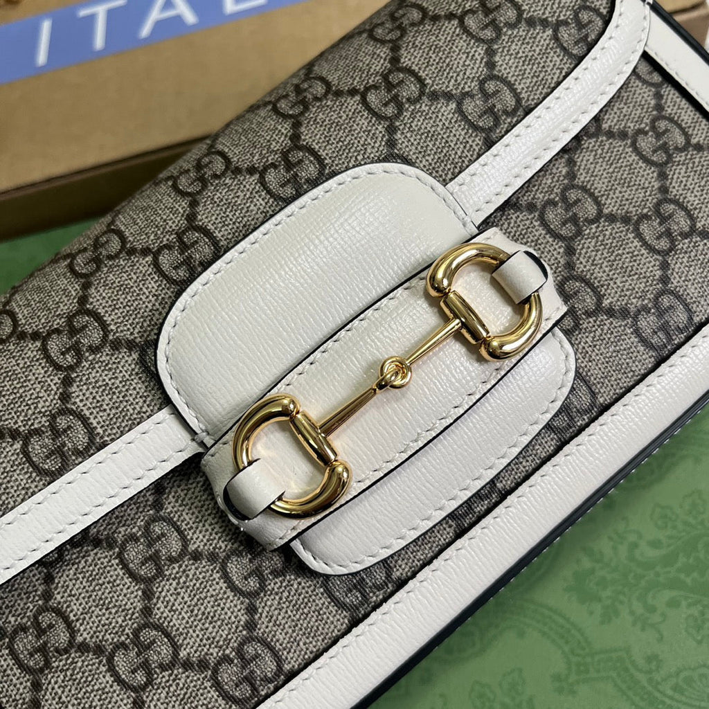 SAC GG HORSEBIT 1955 24 EN TOILE BEIGE ET CUIR DE VEAU BLANC