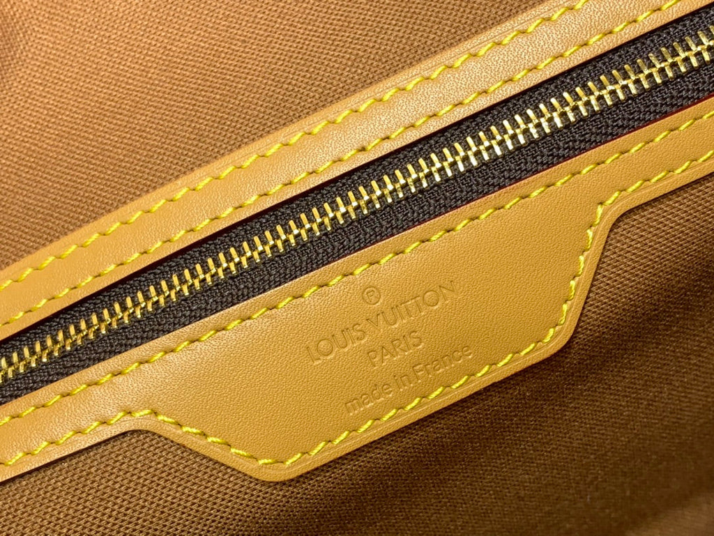 LV GIBECIERE 28CM BROWN MONOGRAM CANVAS 205872