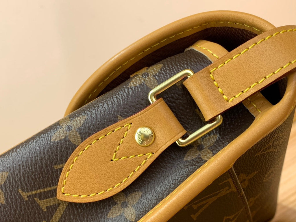 LV GIBECIERE 28CM BROWN MONOGRAM CANVAS 205872