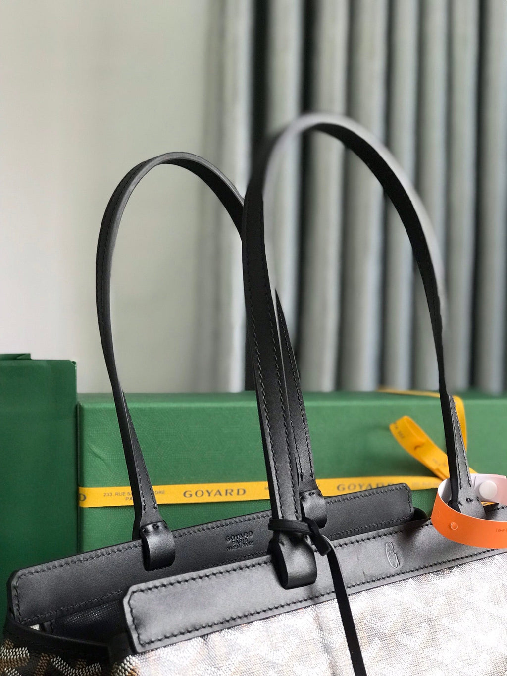 SAC BELLECHASSE BIAUDE PM 36 EN TOILE GOYARDINE NOIRE ET GARNITURES EN CUIR DE VEAU