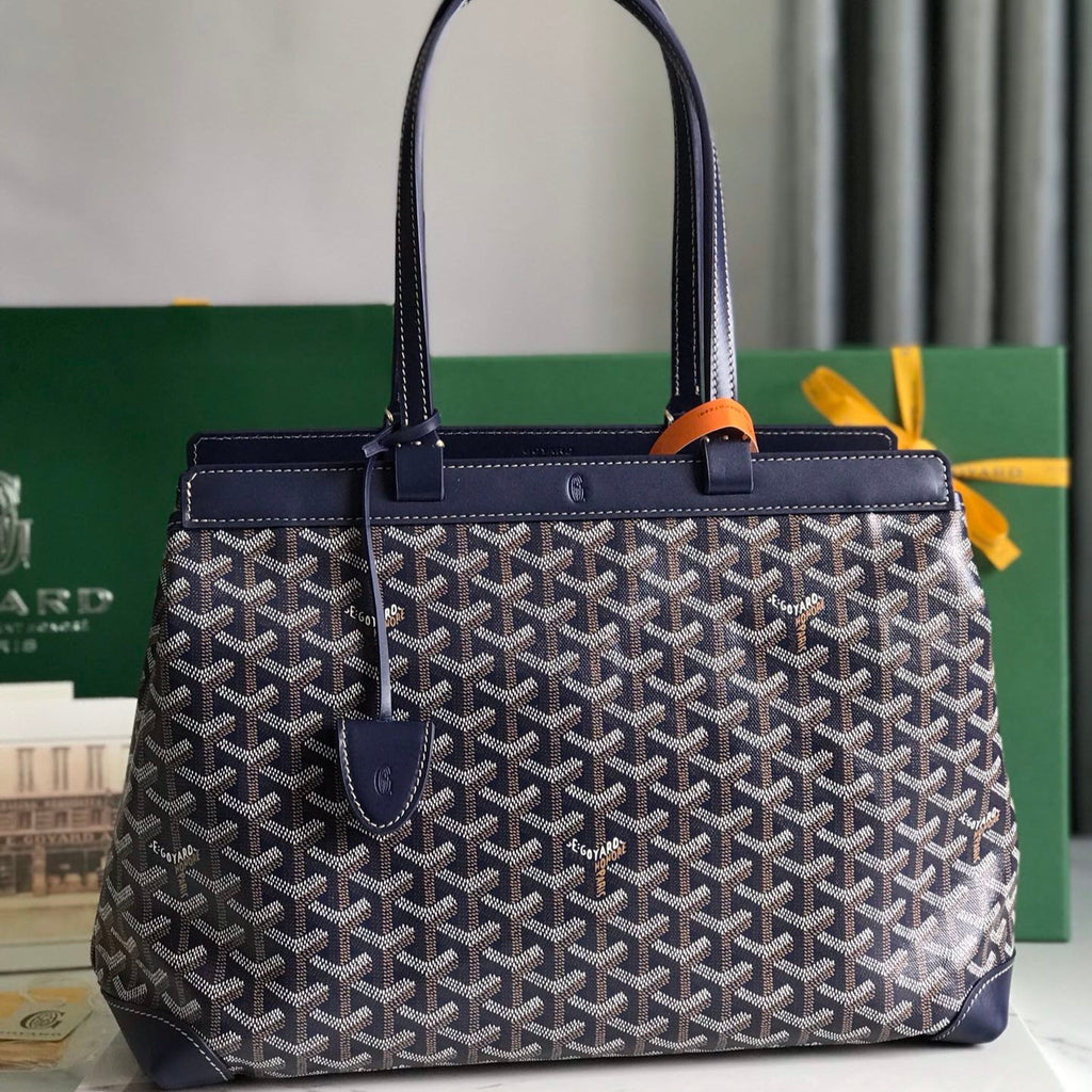 SAC BELLECHASSE BIAUDE PM 36 EN TOILE GOYARDINE BLEU MARINE ET GARNITURES EN CUIR DE VEAU