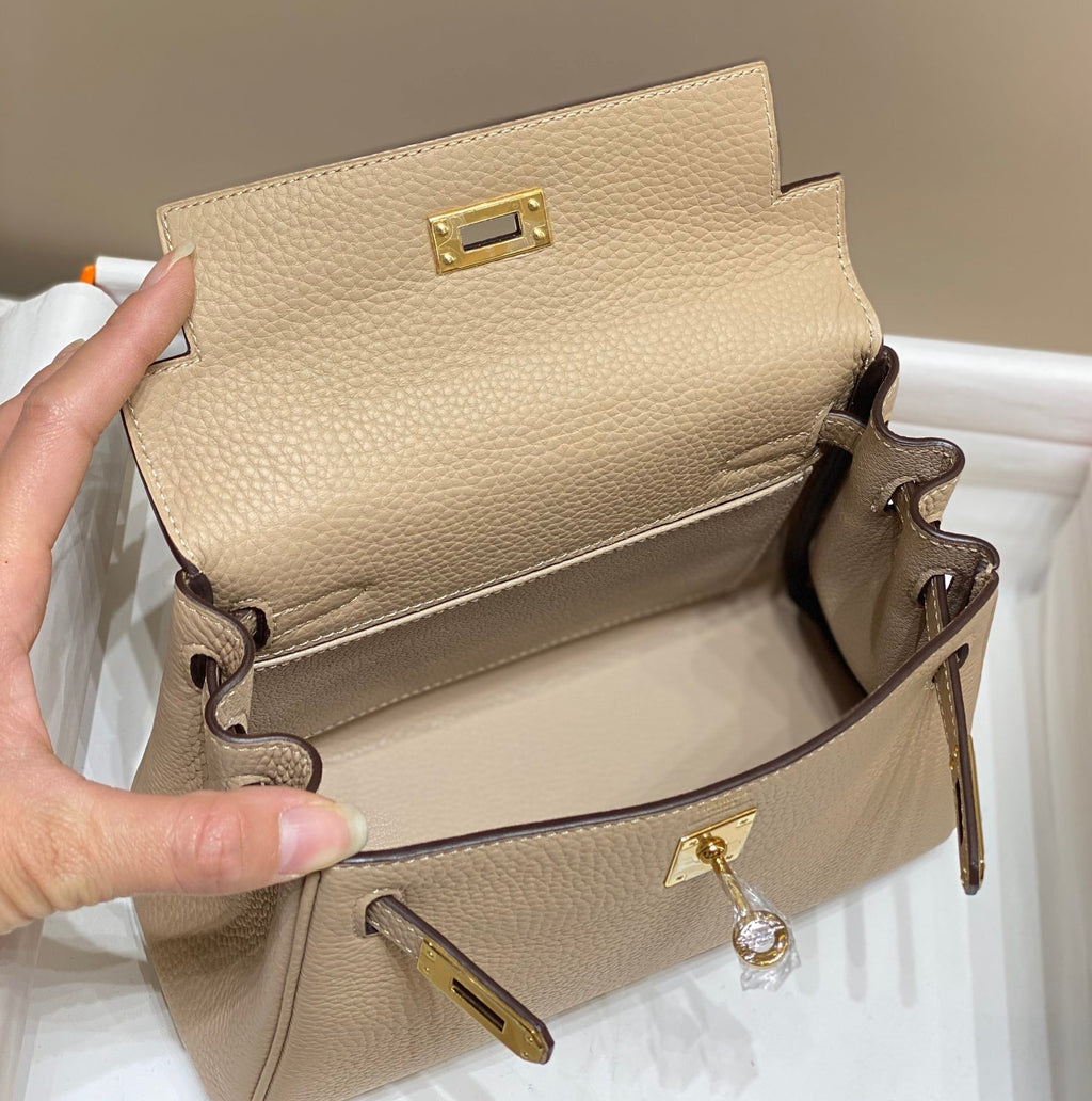 HM MINI KELLY 20CM CUIR TOGO BEIGE QUINCAILLERIE DORÉ