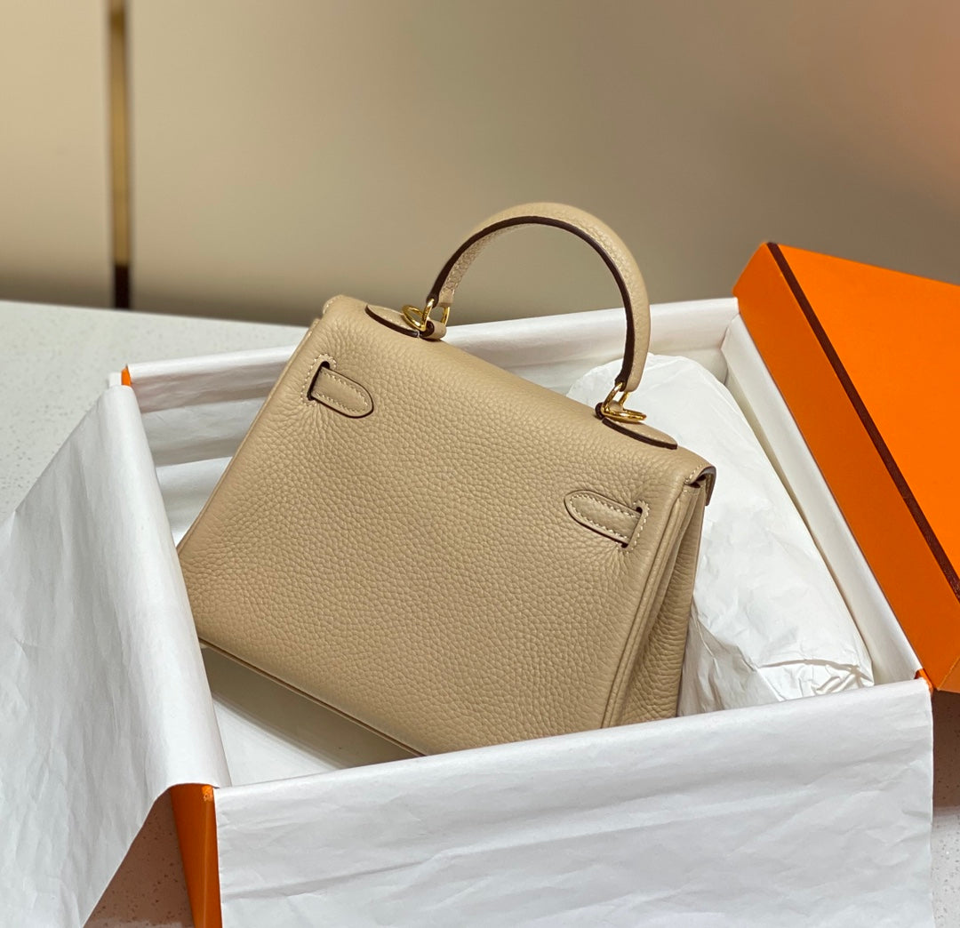 HM MINI KELLY 20CM CUIR TOGO BEIGE QUINCAILLERIE DORÉ