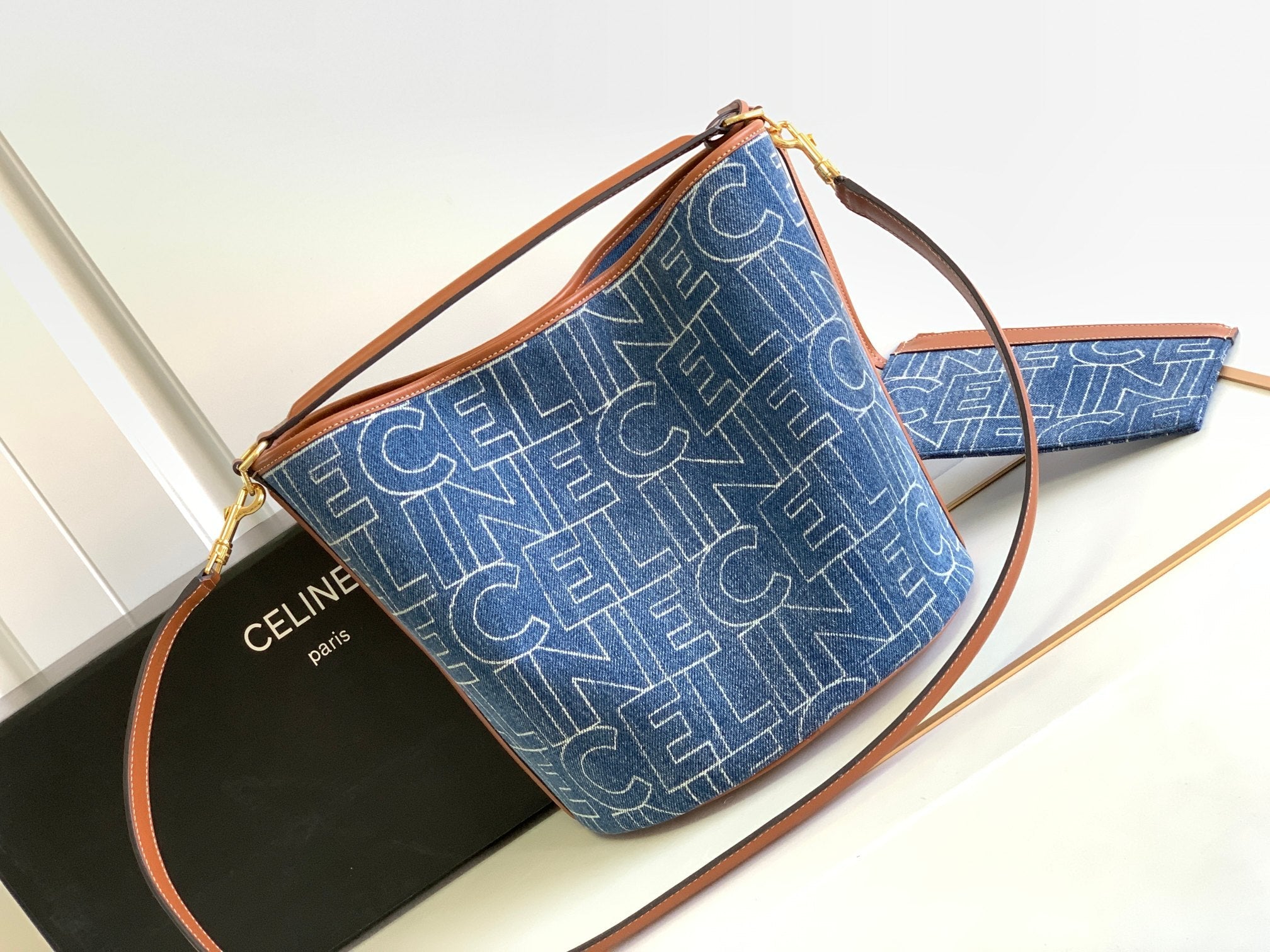 SAC SEAU 25 EN JEAN IMPRIMÉ BLEU MARINE