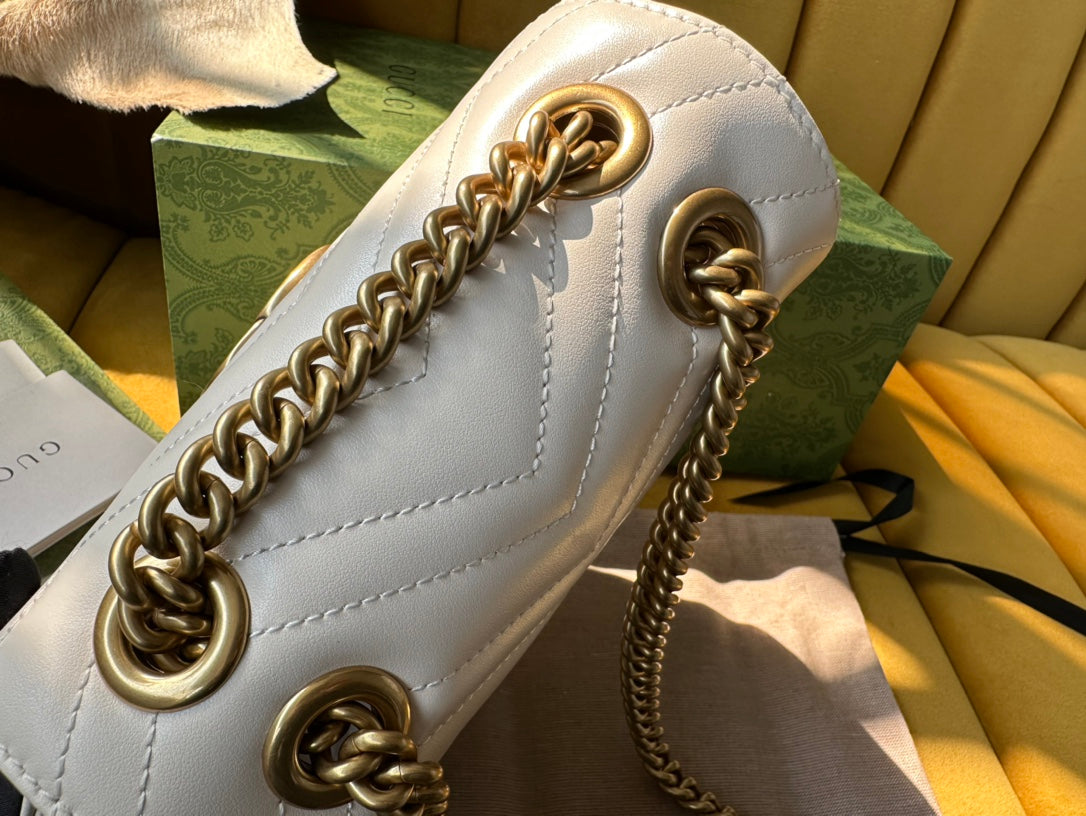 SAC À MAIN GG MARMONT MINI 18 EN CUIR DE VEAU BLANC