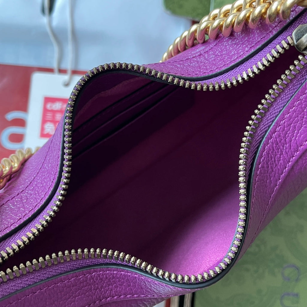 SAC À BANDOULIÈRE 25 EN CUIR DE VEAU VIOLET QUINCAILLERIE DORÉ