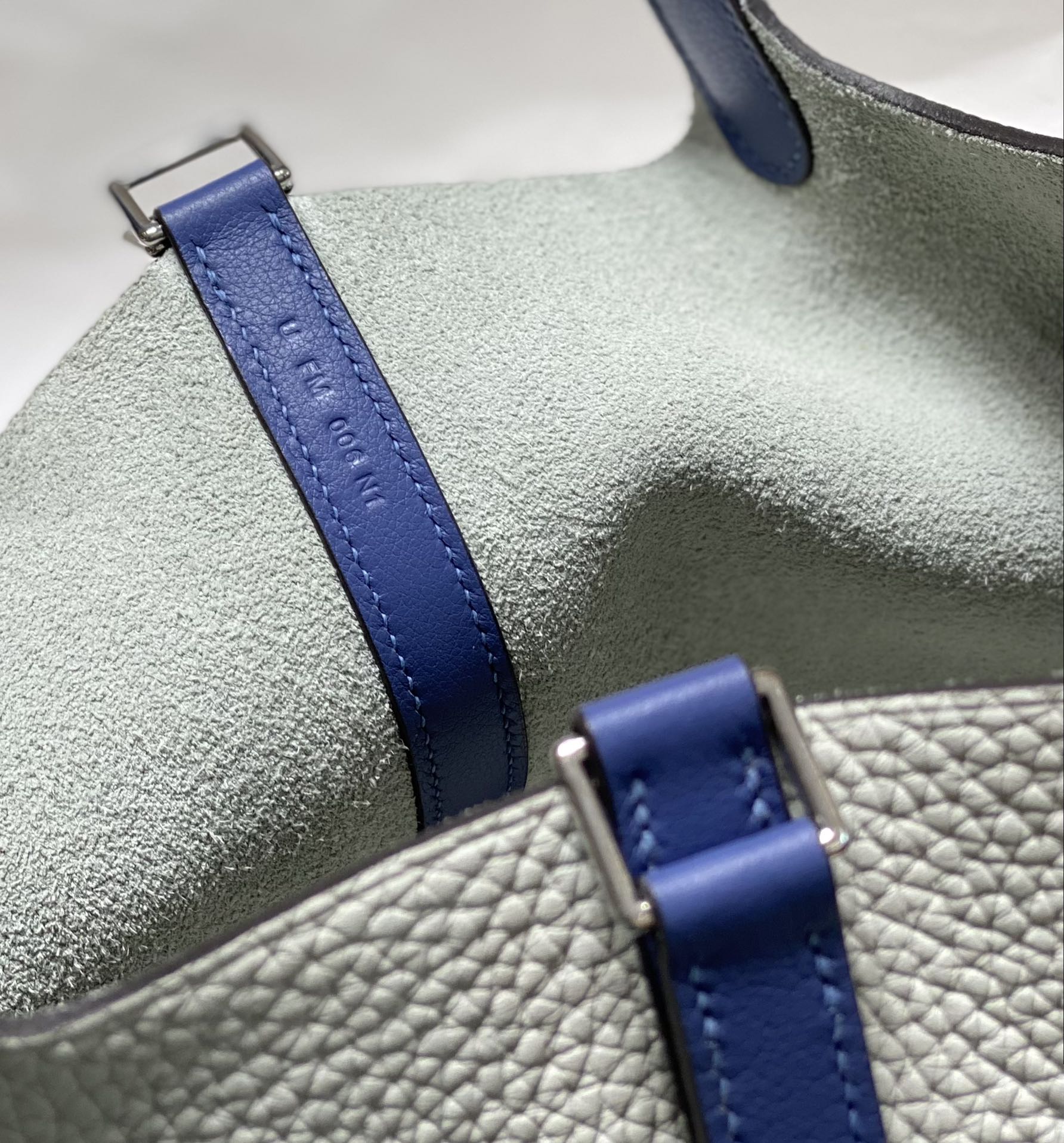 PICOTIN LOCK 18 BLANC BLEU TOGO SHW