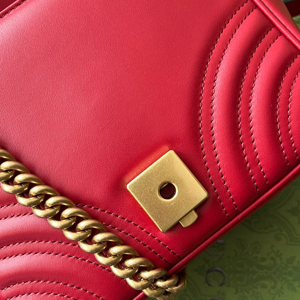 GG MARMONT MINI 18CM CUIR DE VEAU ROUGE QUINCAILLERIE DORÉ