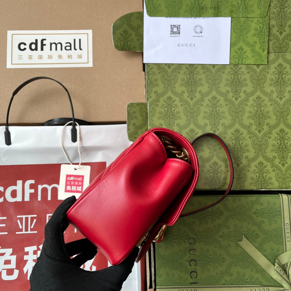 GG MARMONT MINI 18CM CUIR DE VEAU ROUGE QUINCAILLERIE DORÉ