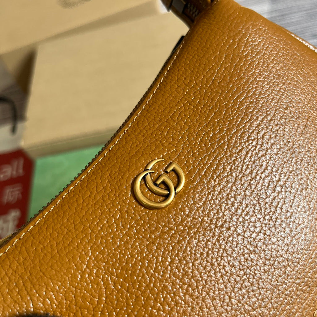 SAC À BANDOULIÈRE APHRODITE MINI 21 EN CUIR DE VEAU MARRON CARAMEL