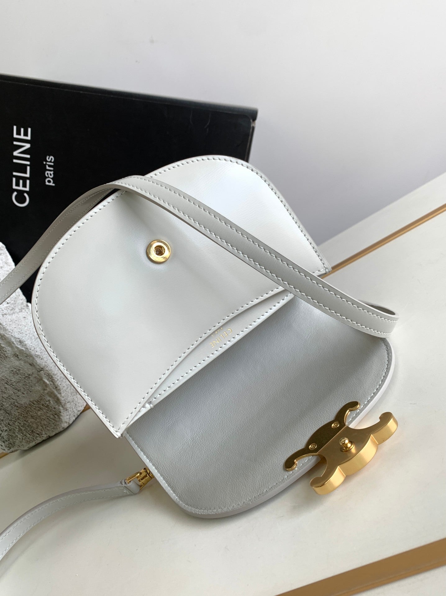 CHAINE TEEN BESACE TRIOMPHE 15,5CM CUIR DE VEAU GRIS