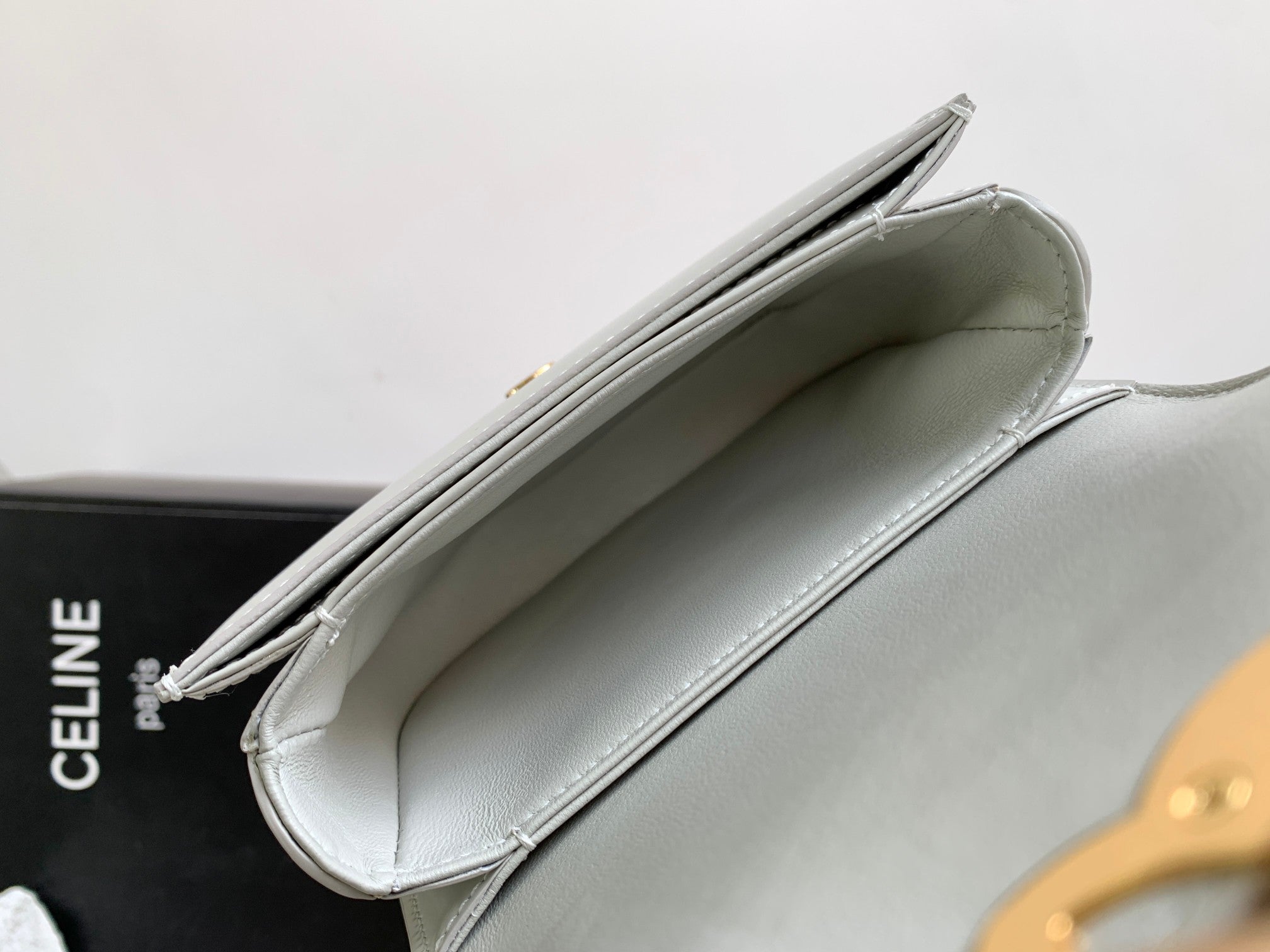 CHAINE TEEN BESACE TRIOMPHE 15,5CM CUIR DE VEAU GRIS