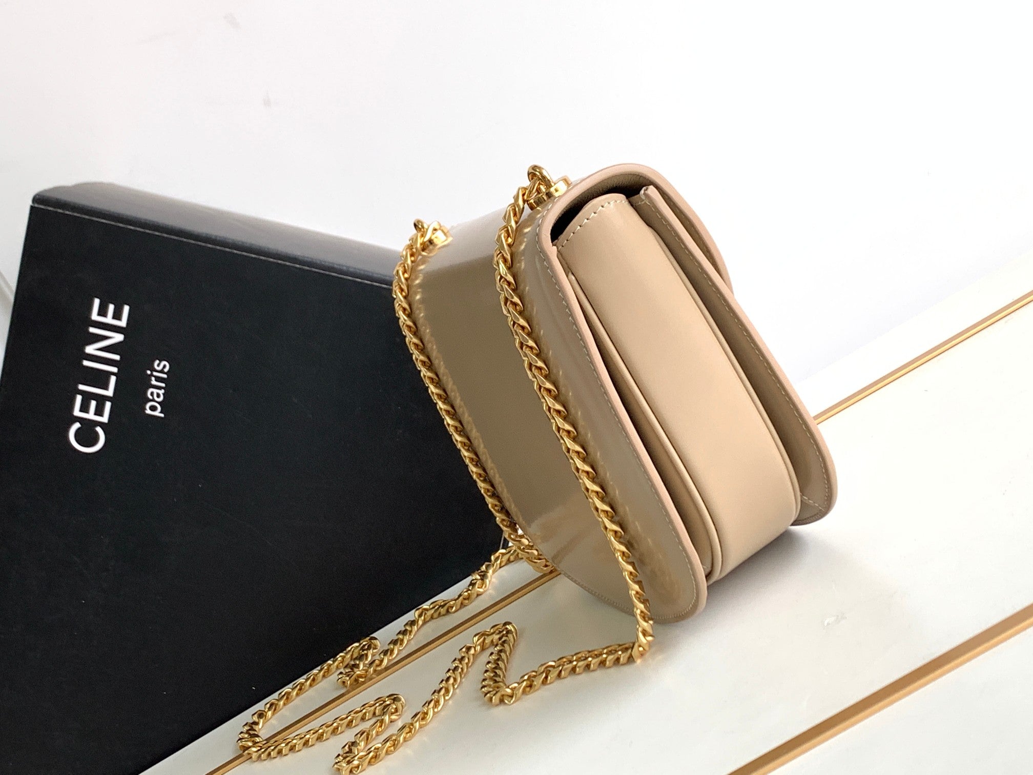 TEEN BESACE TRIOMPHE 18.5 CUIR DE VEAU BEIGE AVEC CHAÎNE