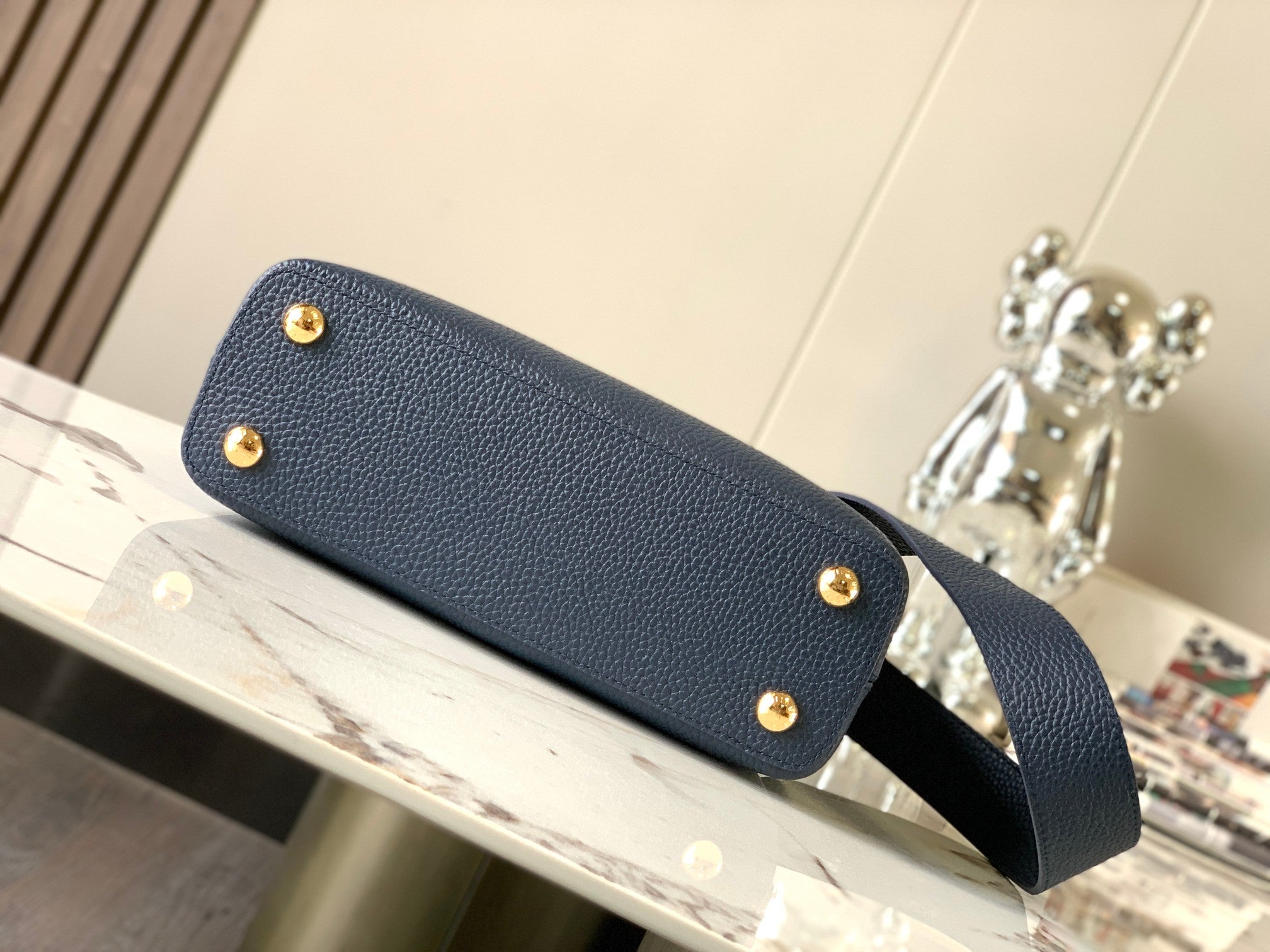 CAPUCINES BB 27 BLEU NUIT CUIR TAURILLON QUINCAILLERIE DORÉ