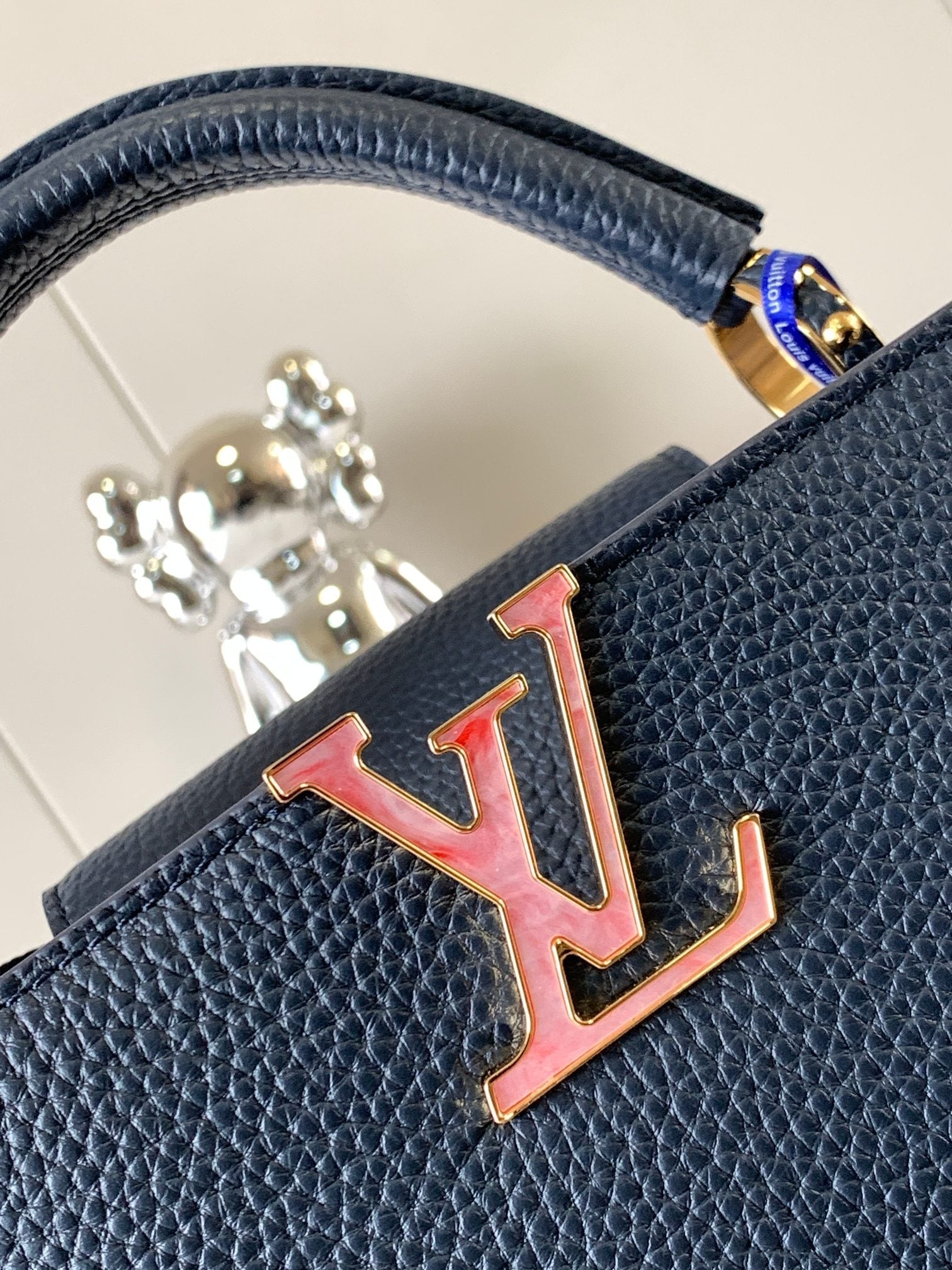 CAPUCINES BB 27 BLEU NUIT CUIR TAURILLON QUINCAILLERIE DORÉ